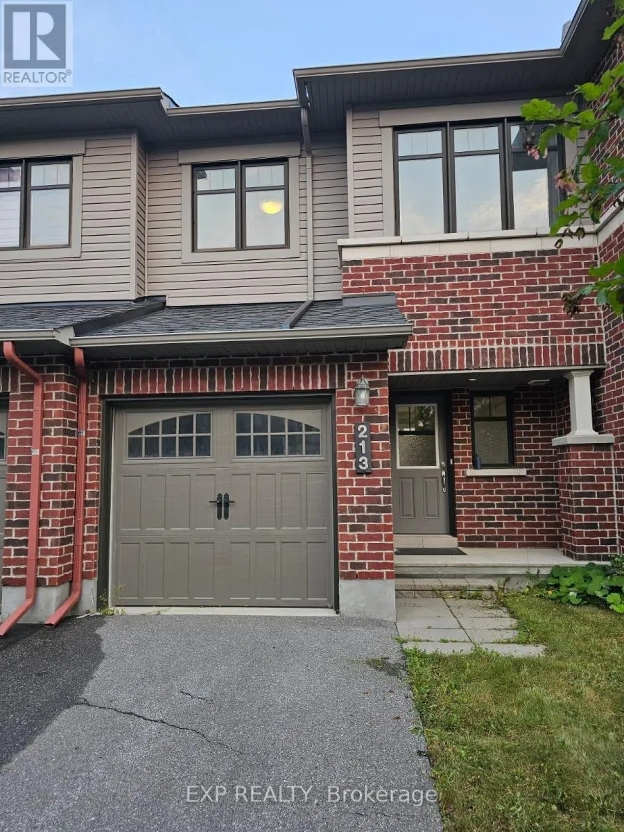213 HALYARD WAY