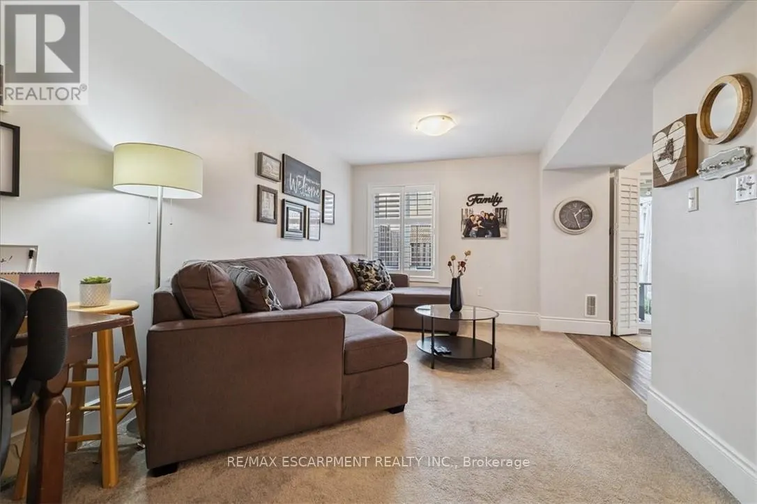 36 - 6 ATESSA DRIVE