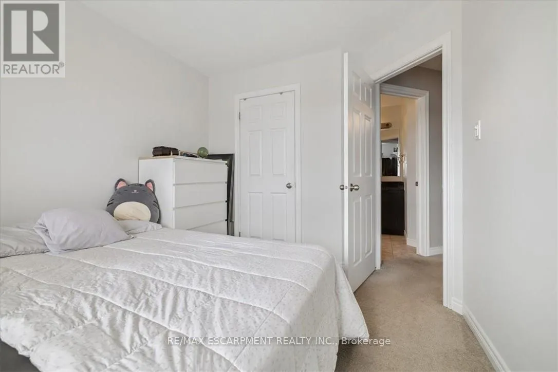 36 - 6 ATESSA DRIVE