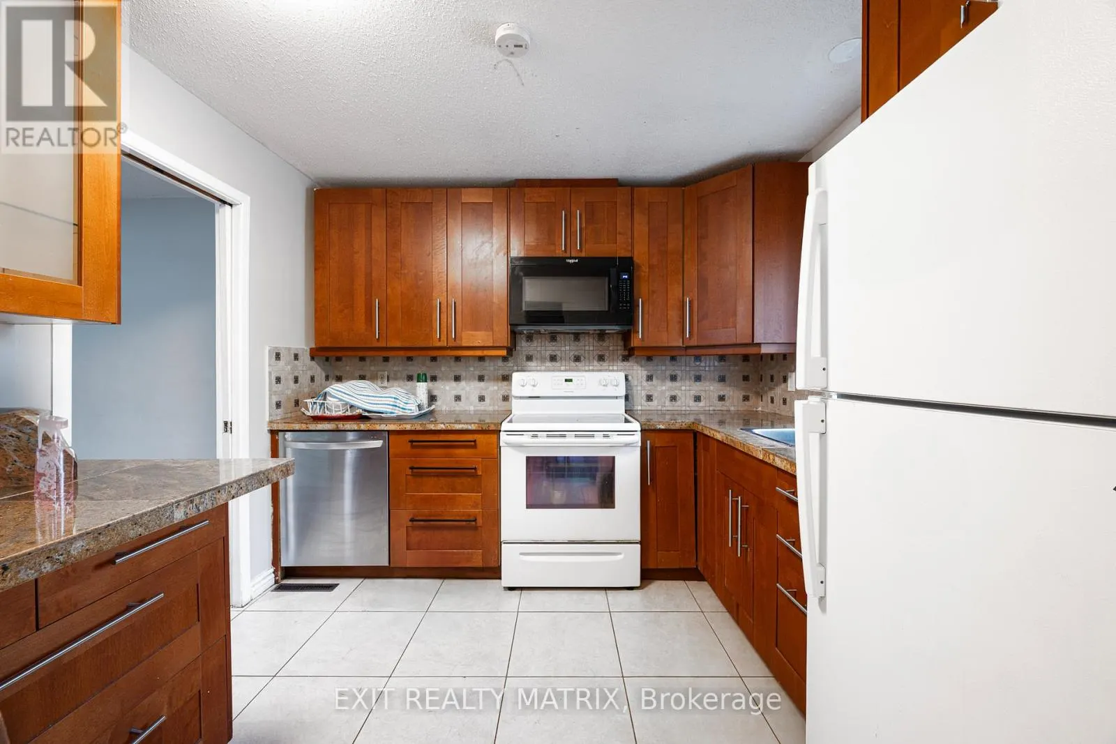 23 PICKFORD DRIVE