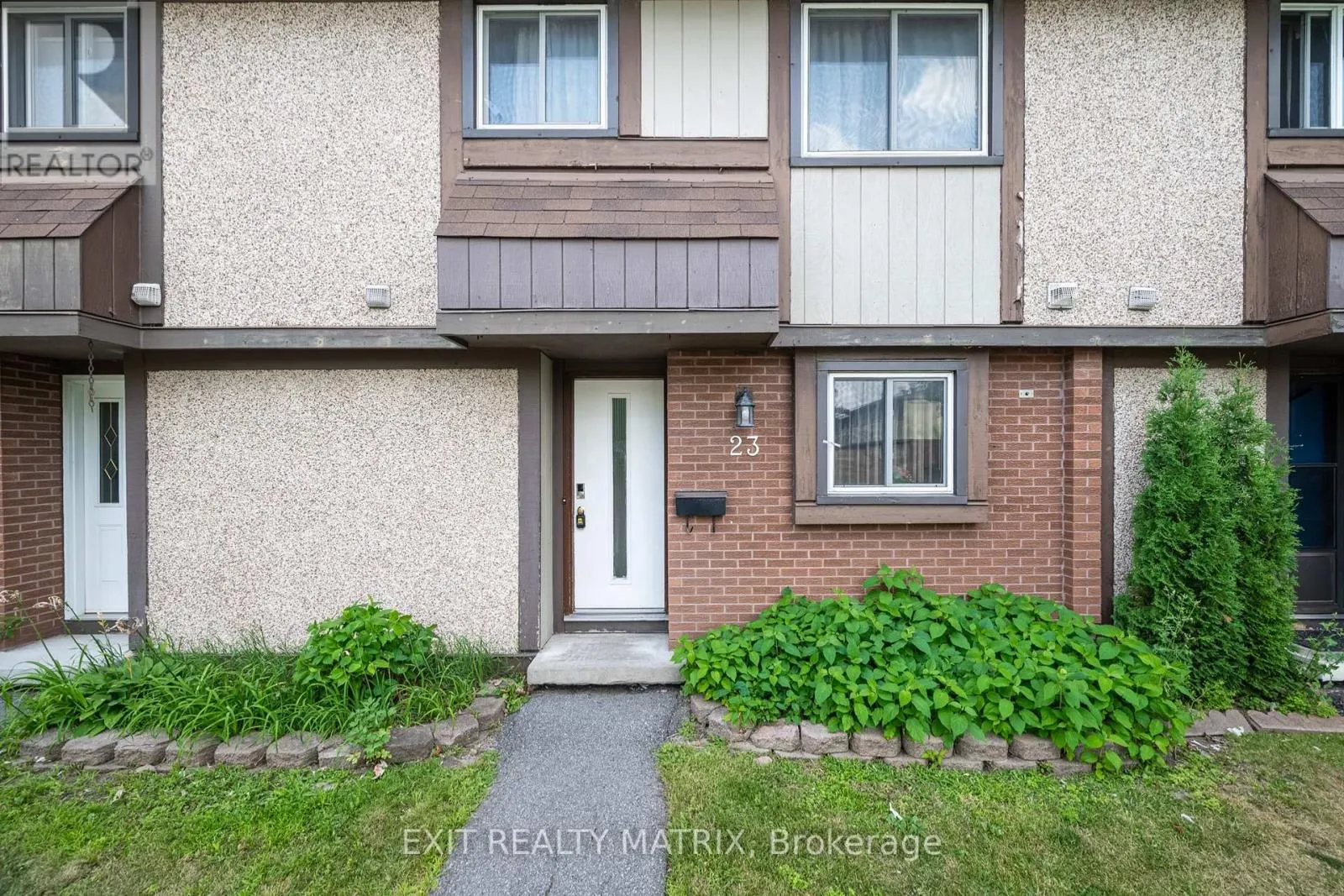 23 PICKFORD DRIVE