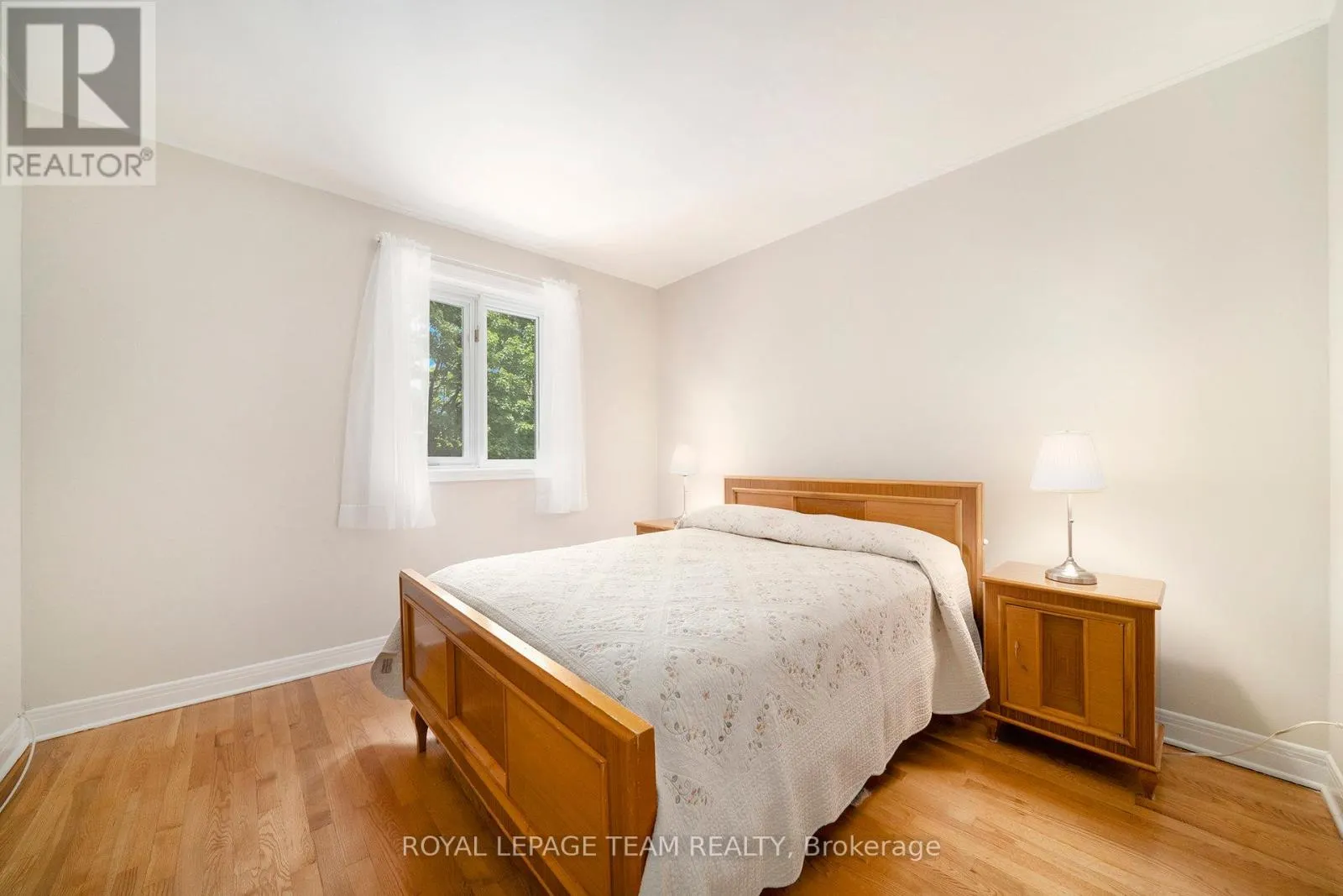 367 RAVENHILL AVENUE