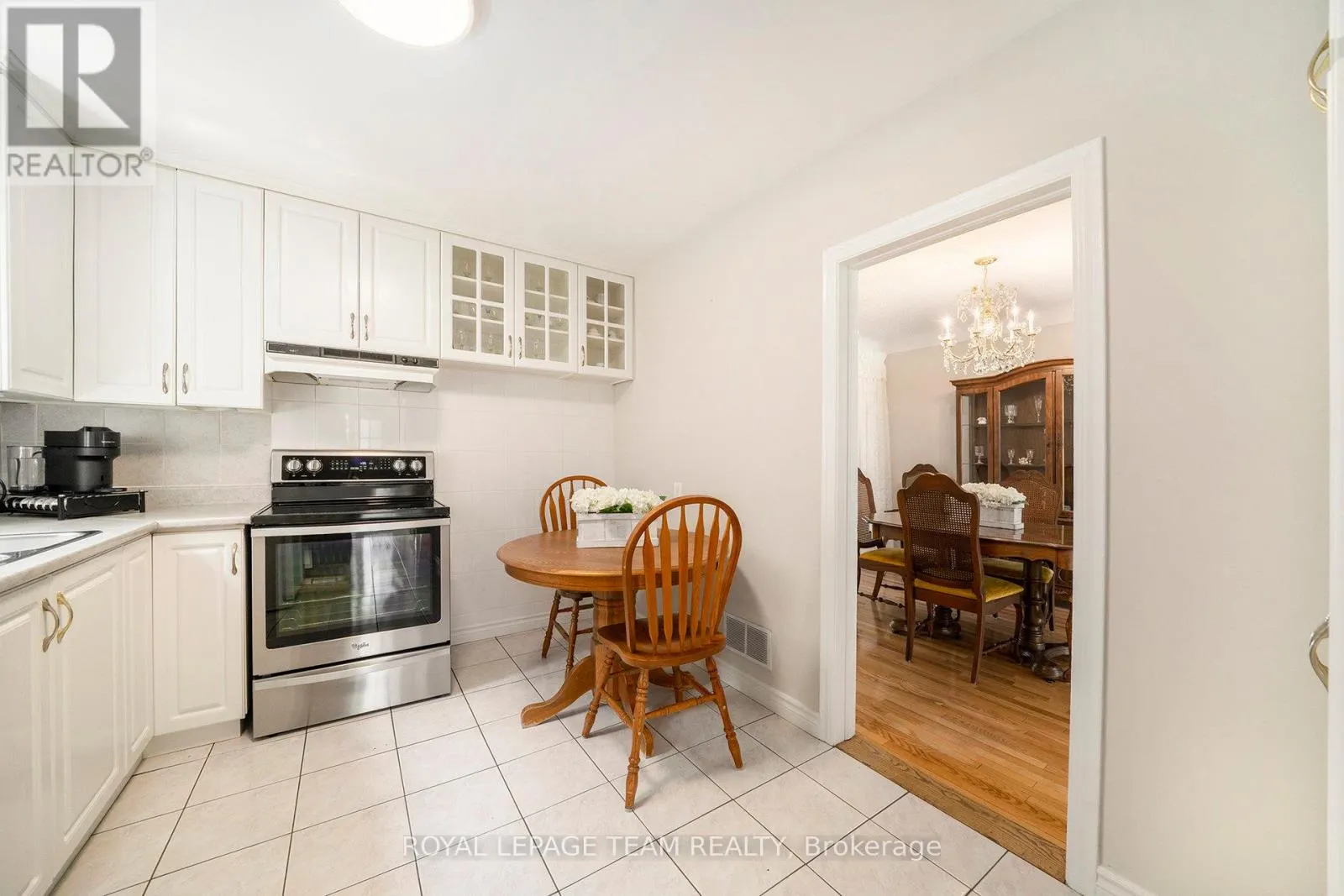 367 RAVENHILL AVENUE