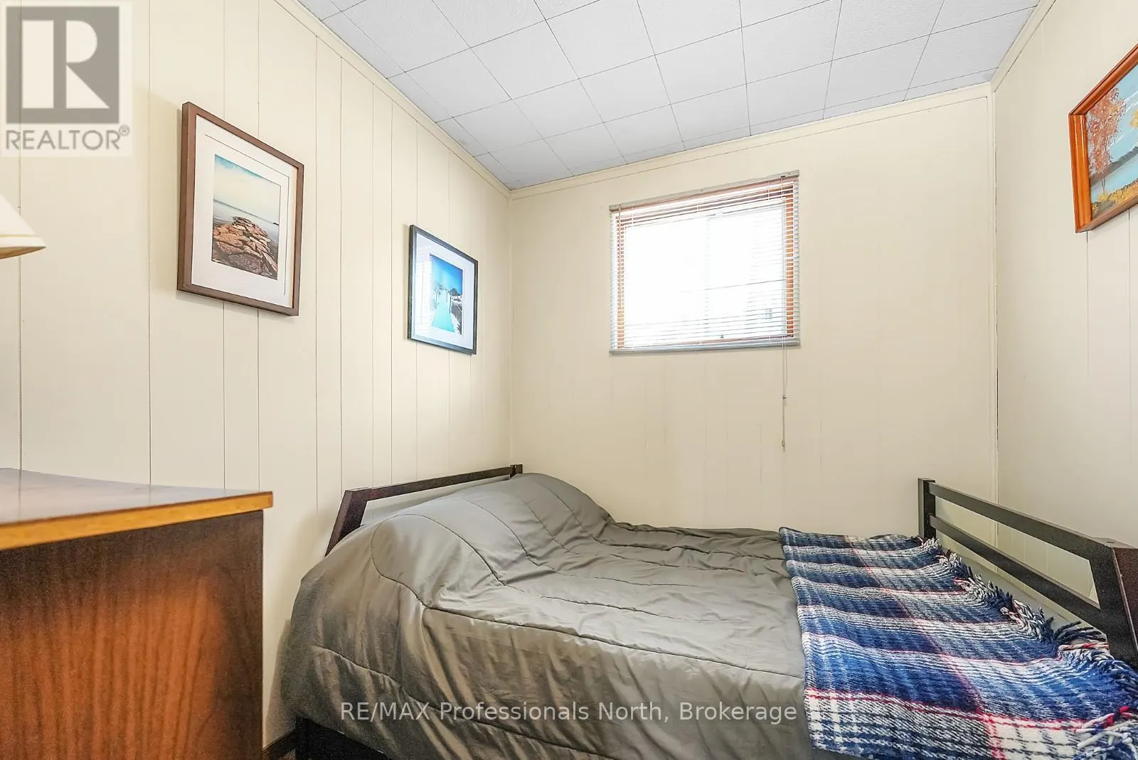 1025 MANITOU ROAD