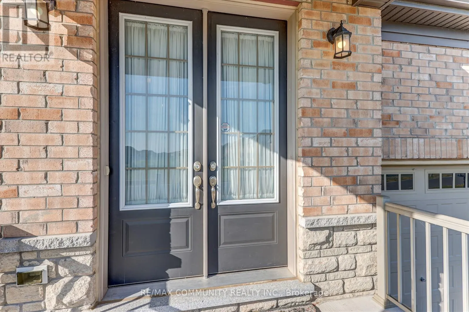 39 SUMMER BREEZE DRIVE