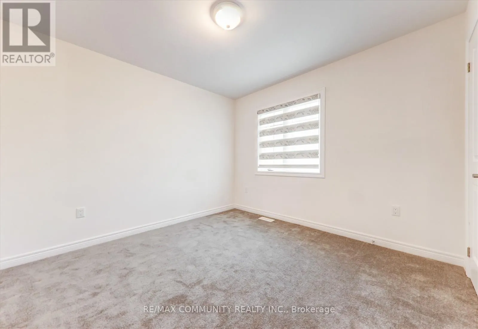 39 SUMMER BREEZE DRIVE