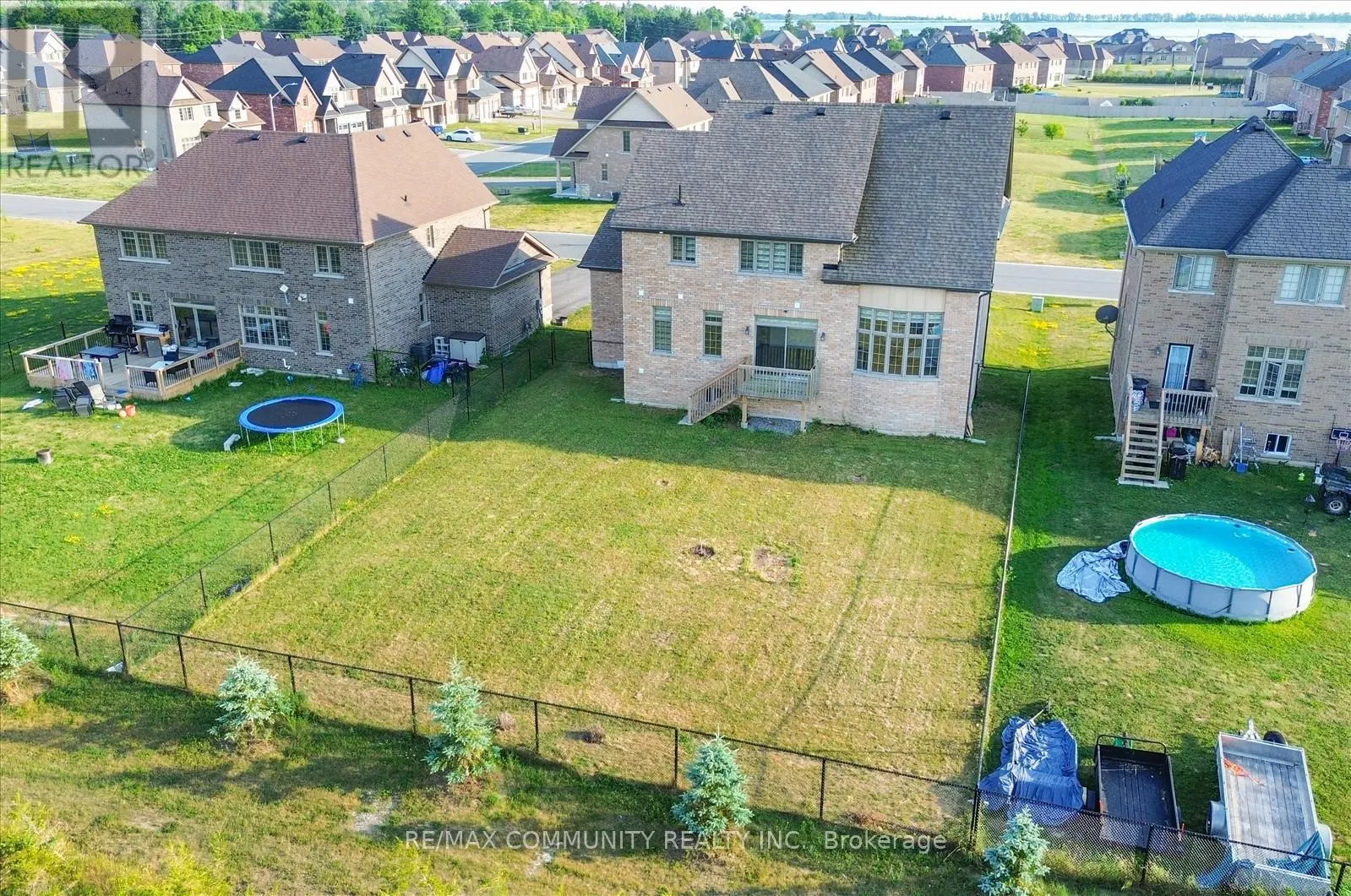 39 SUMMER BREEZE DRIVE