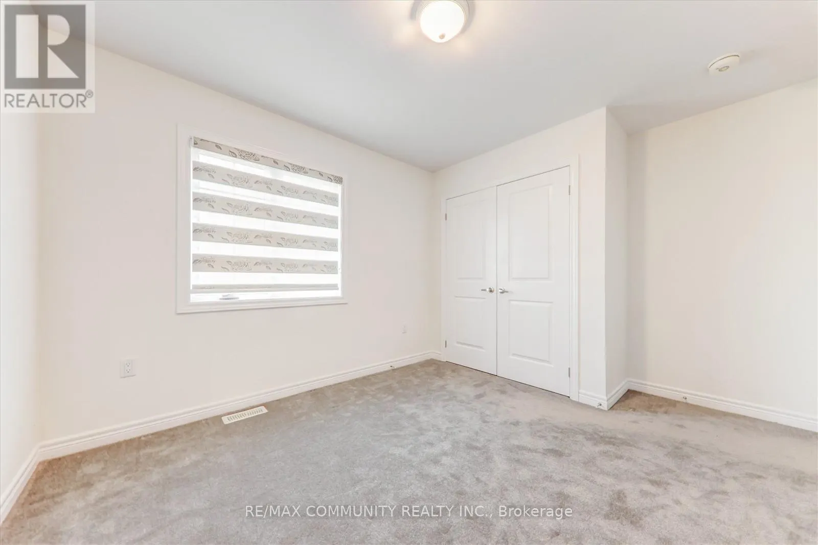 39 SUMMER BREEZE DRIVE