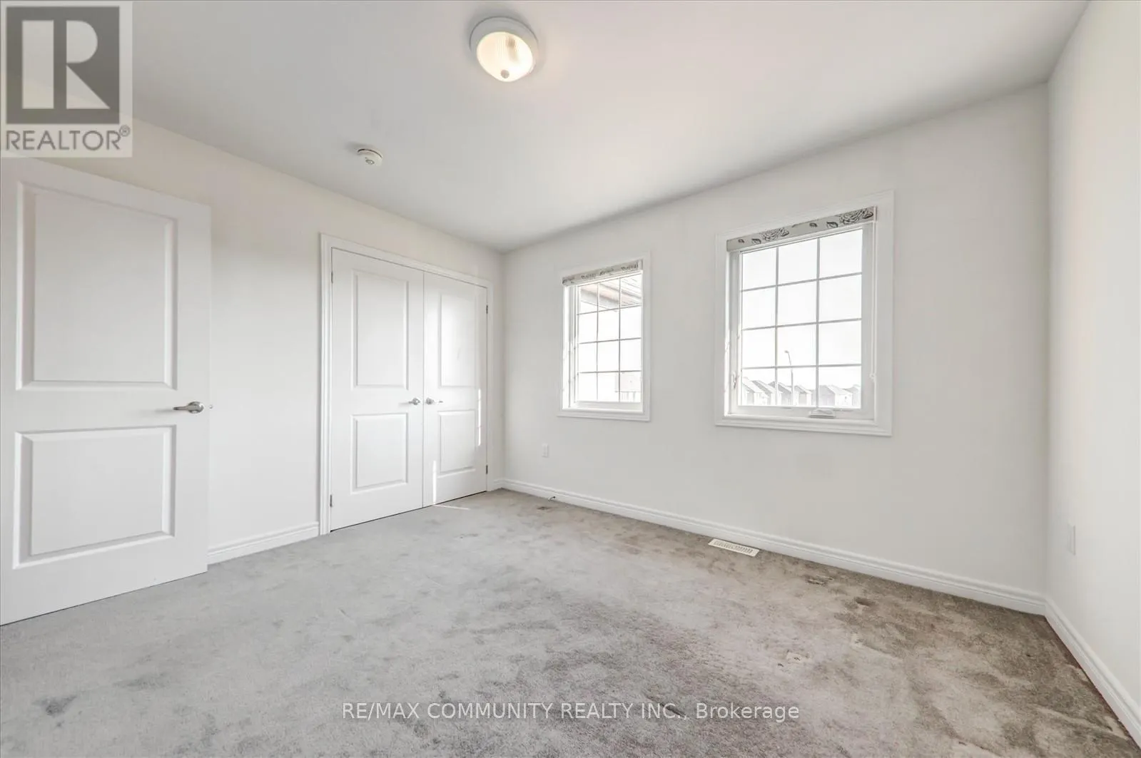 39 SUMMER BREEZE DRIVE