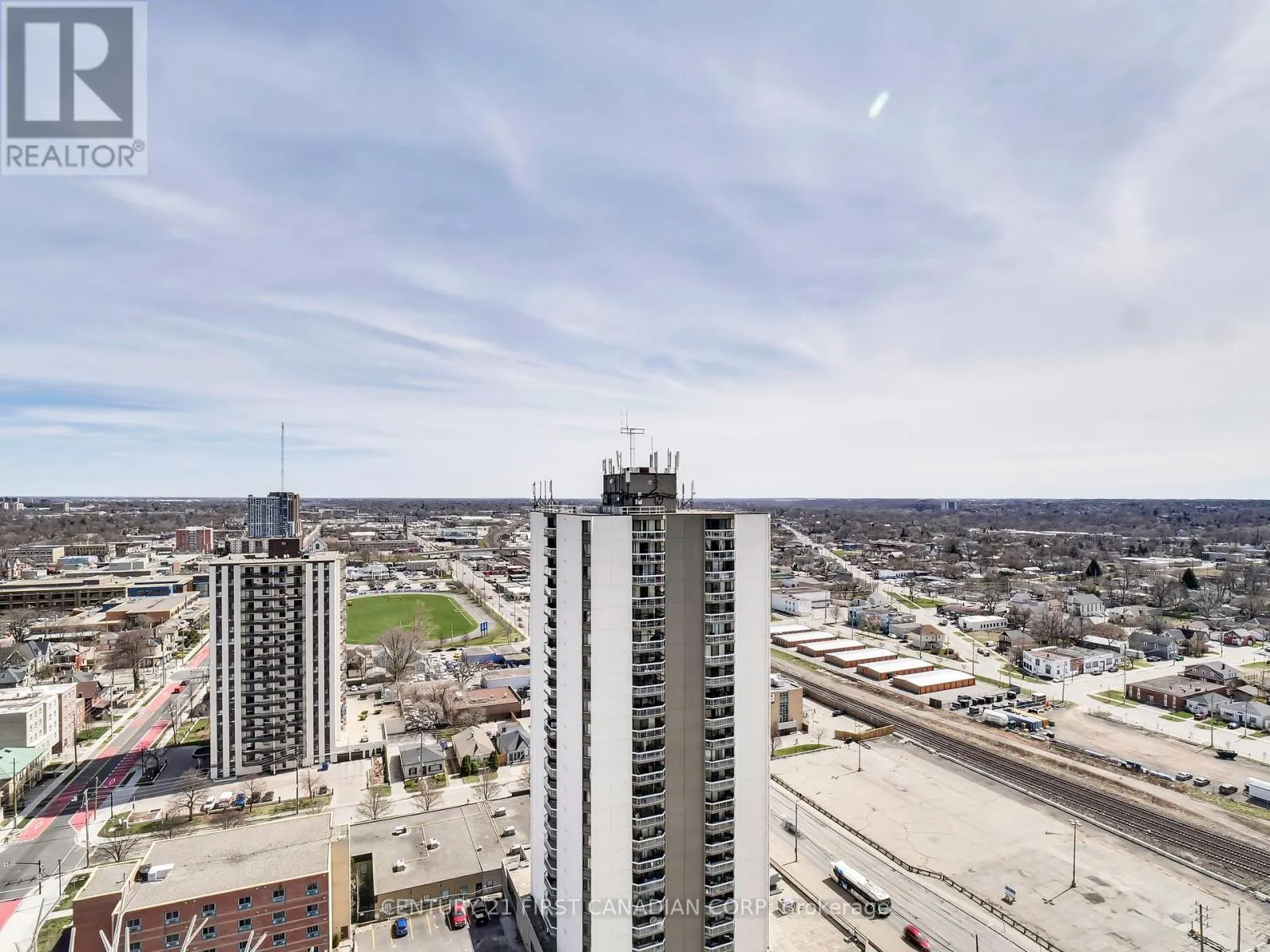 2704 - 363 COLBORNE STREET NW, #2704