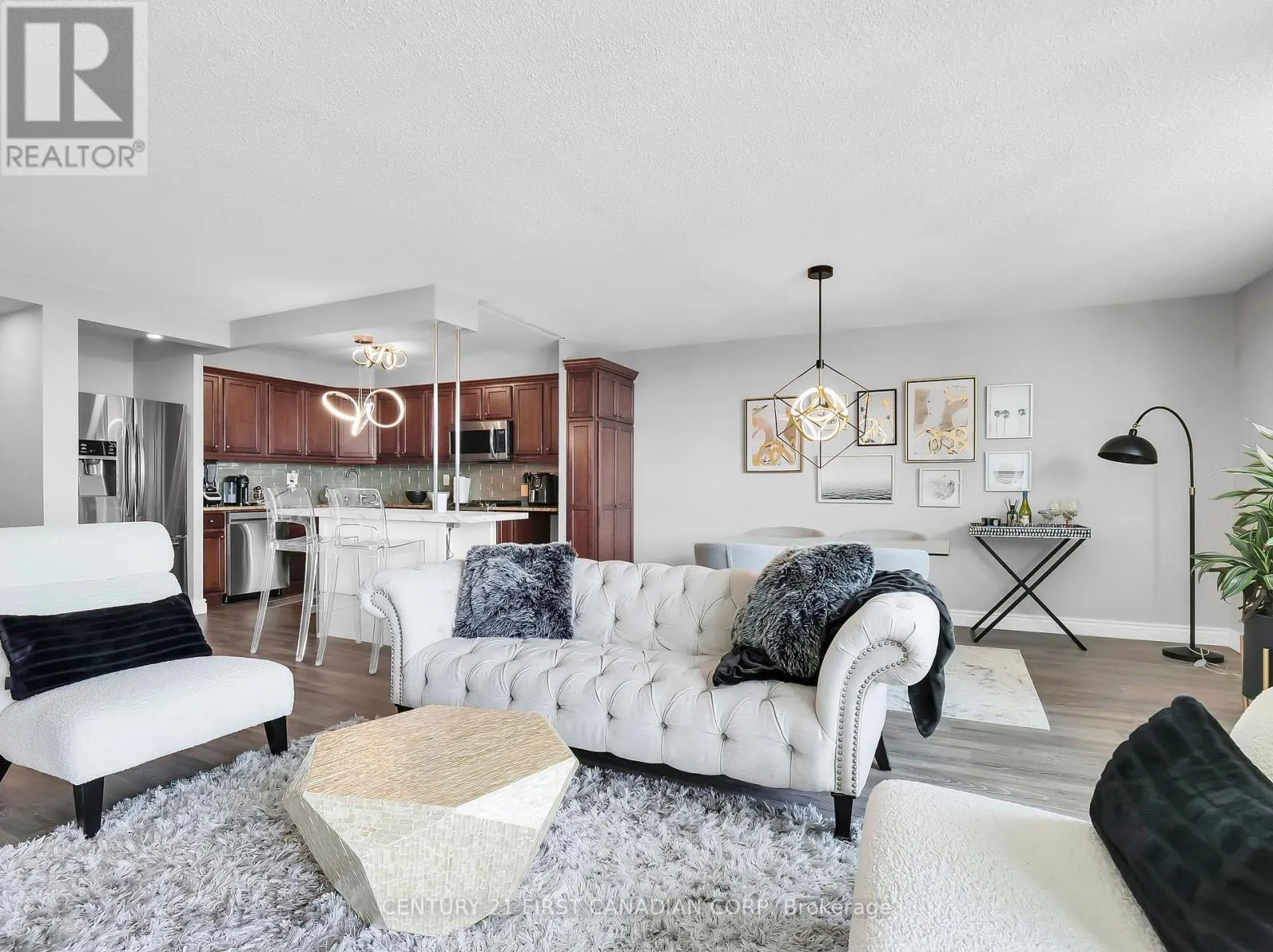 2704 - 363 COLBORNE STREET NW, #2704