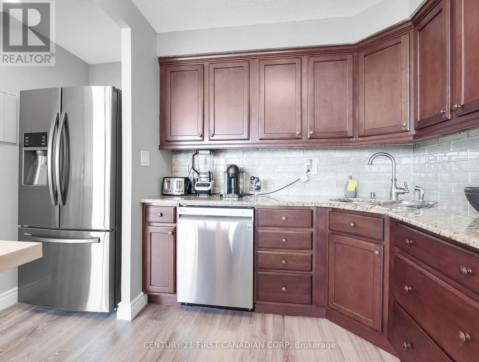 2704 - 363 COLBORNE STREET NW, #2704