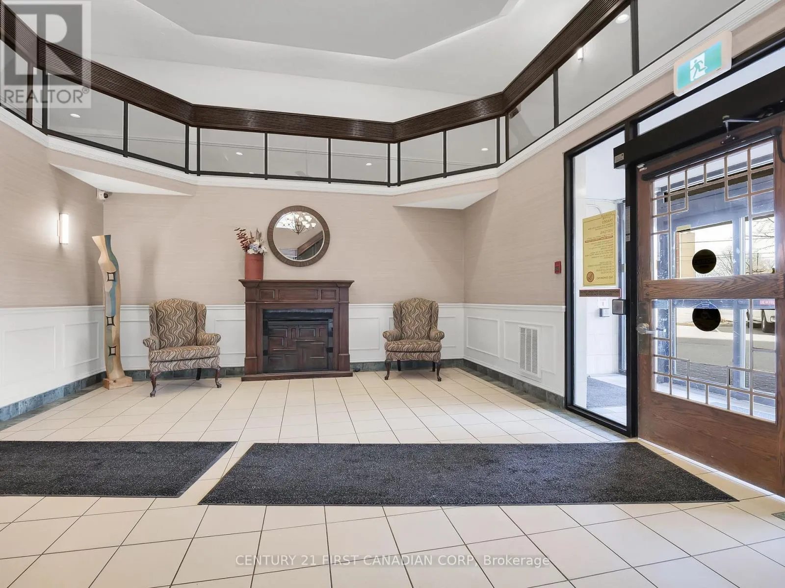 2704 - 363 COLBORNE STREET NW, #2704