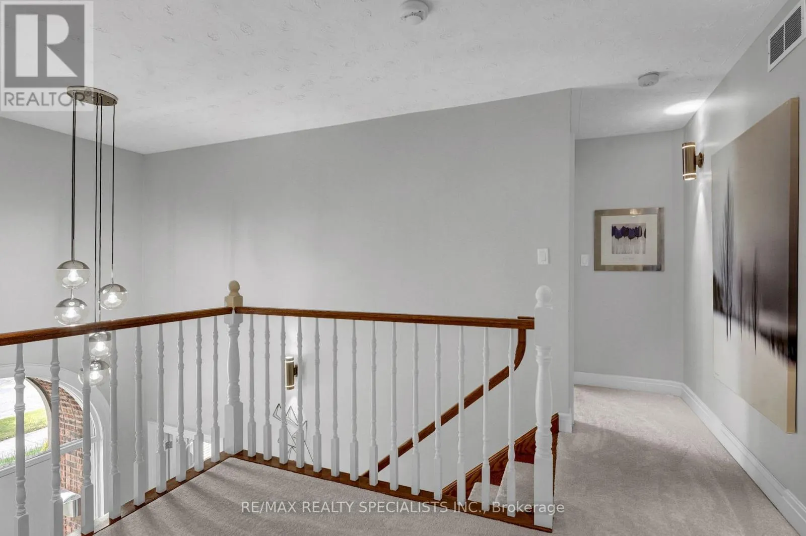 7103 BURBANK CRESCENT