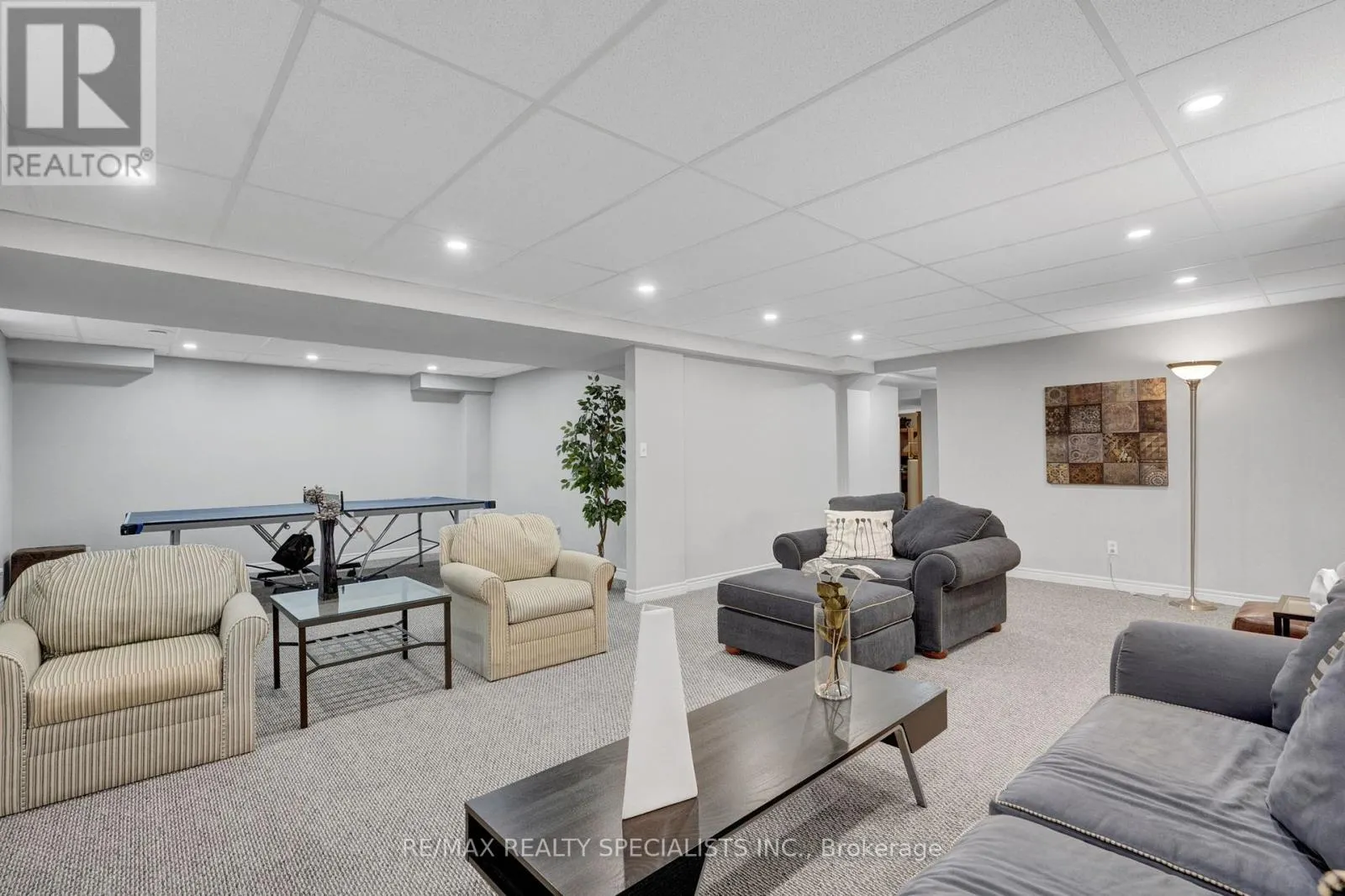 7103 BURBANK CRESCENT