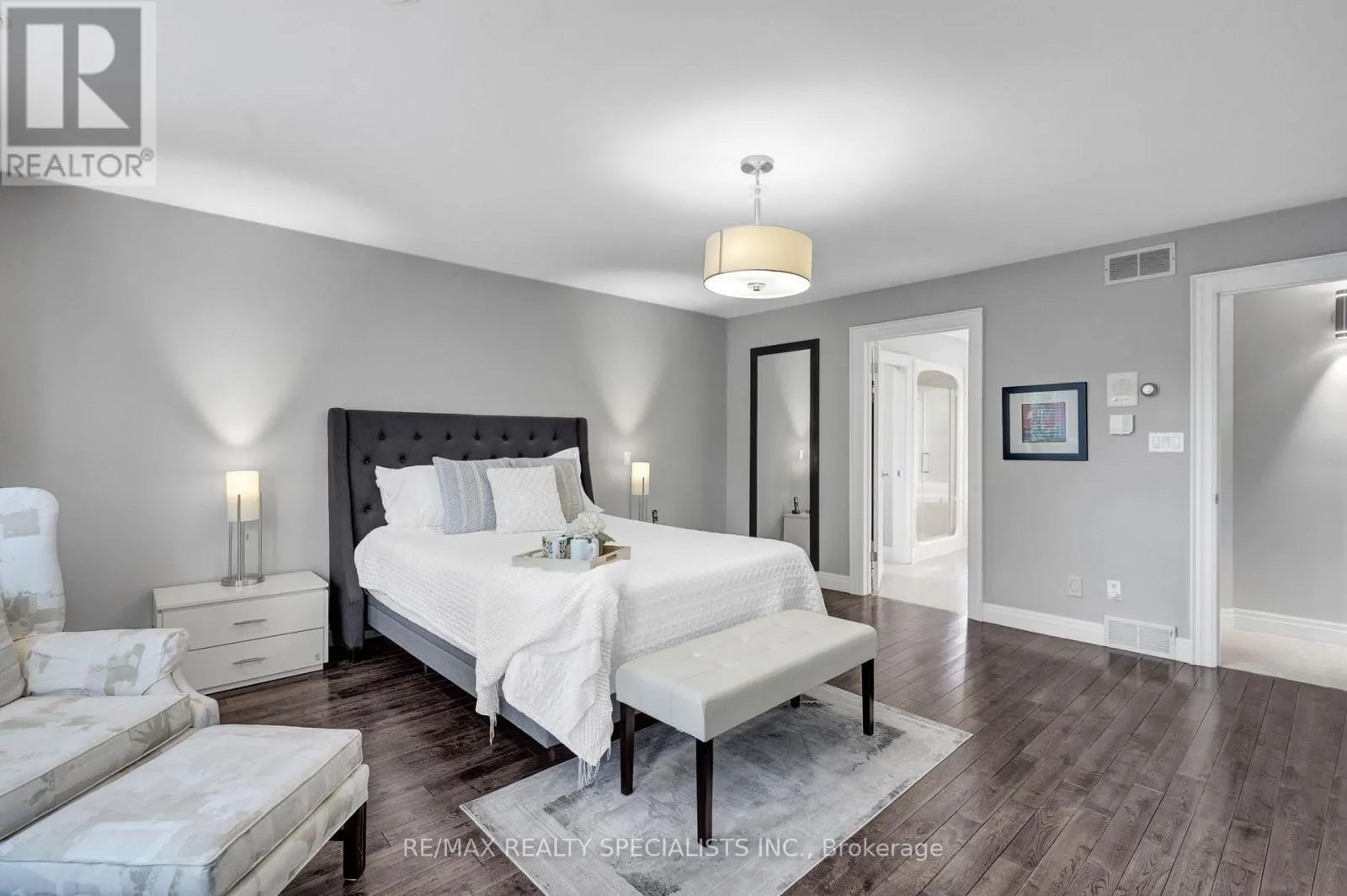 7103 BURBANK CRESCENT