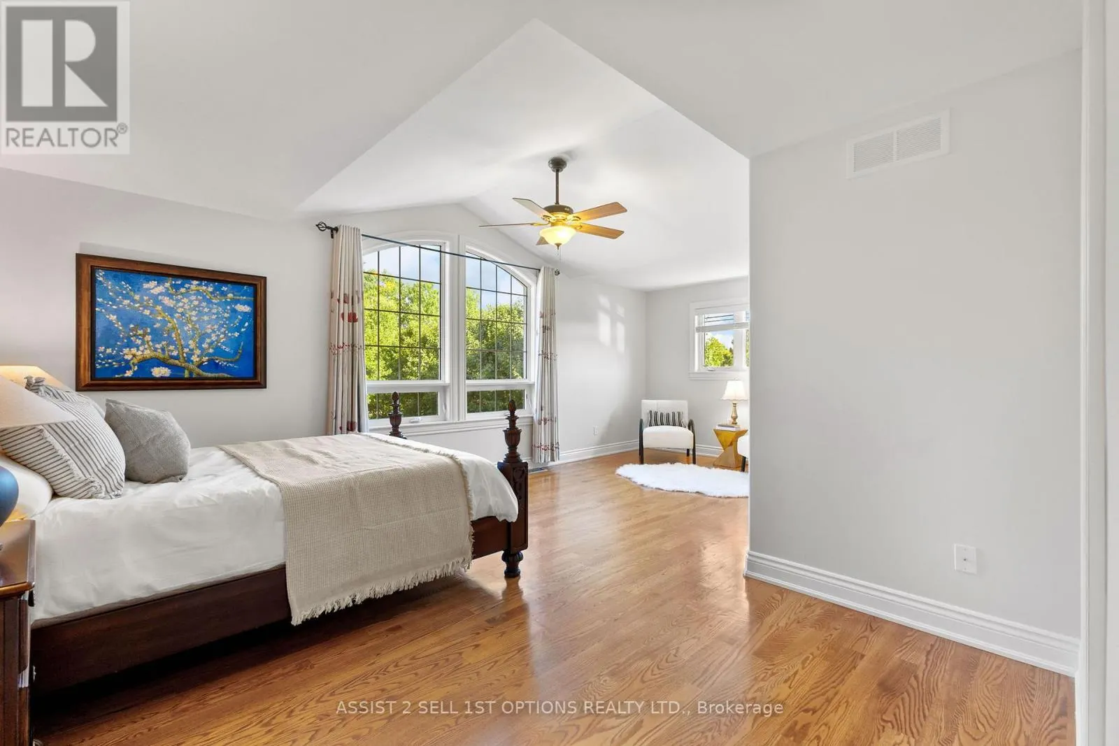 6370 DEER VALLEY CRESCENT