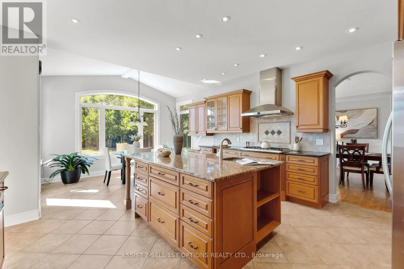 6370 DEER VALLEY CRESCENT