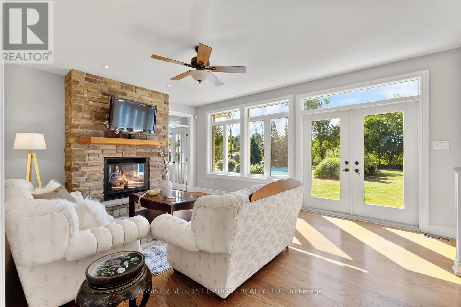 6370 DEER VALLEY CRESCENT