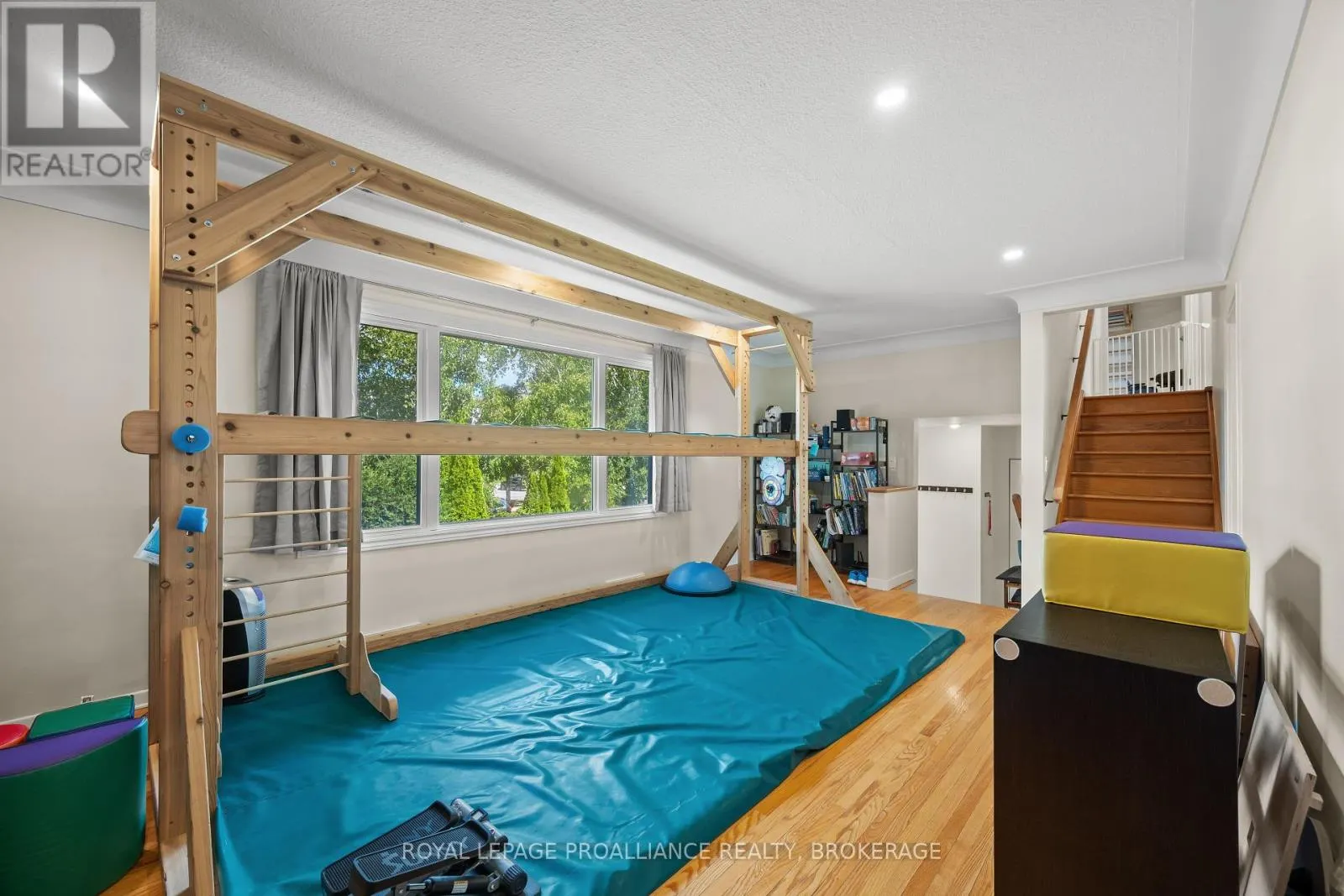 228 ROBERT WALLACE DRIVE