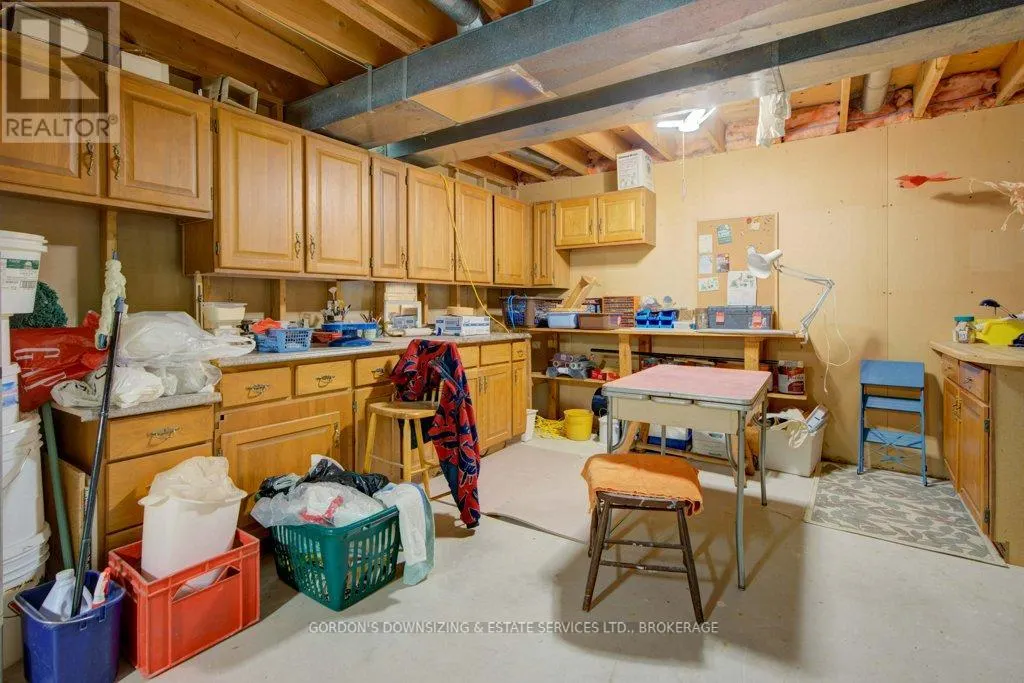 1600 GROUSEWOOD LANE