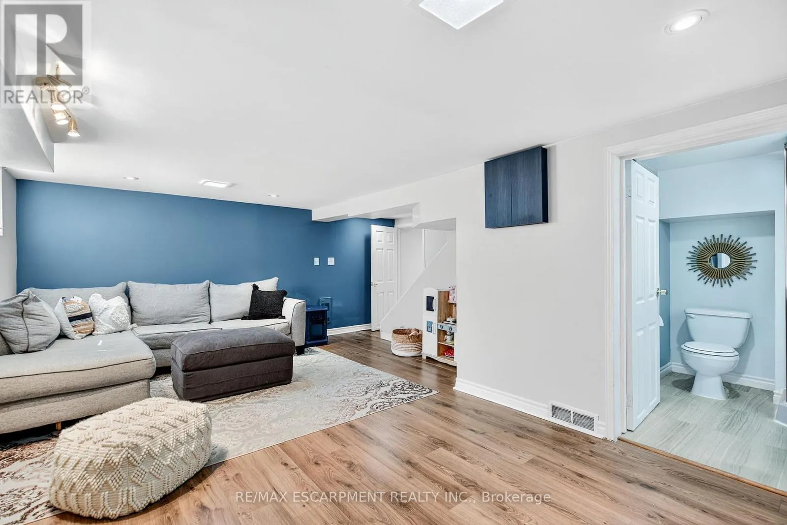 131 ROSEDALE AVENUE