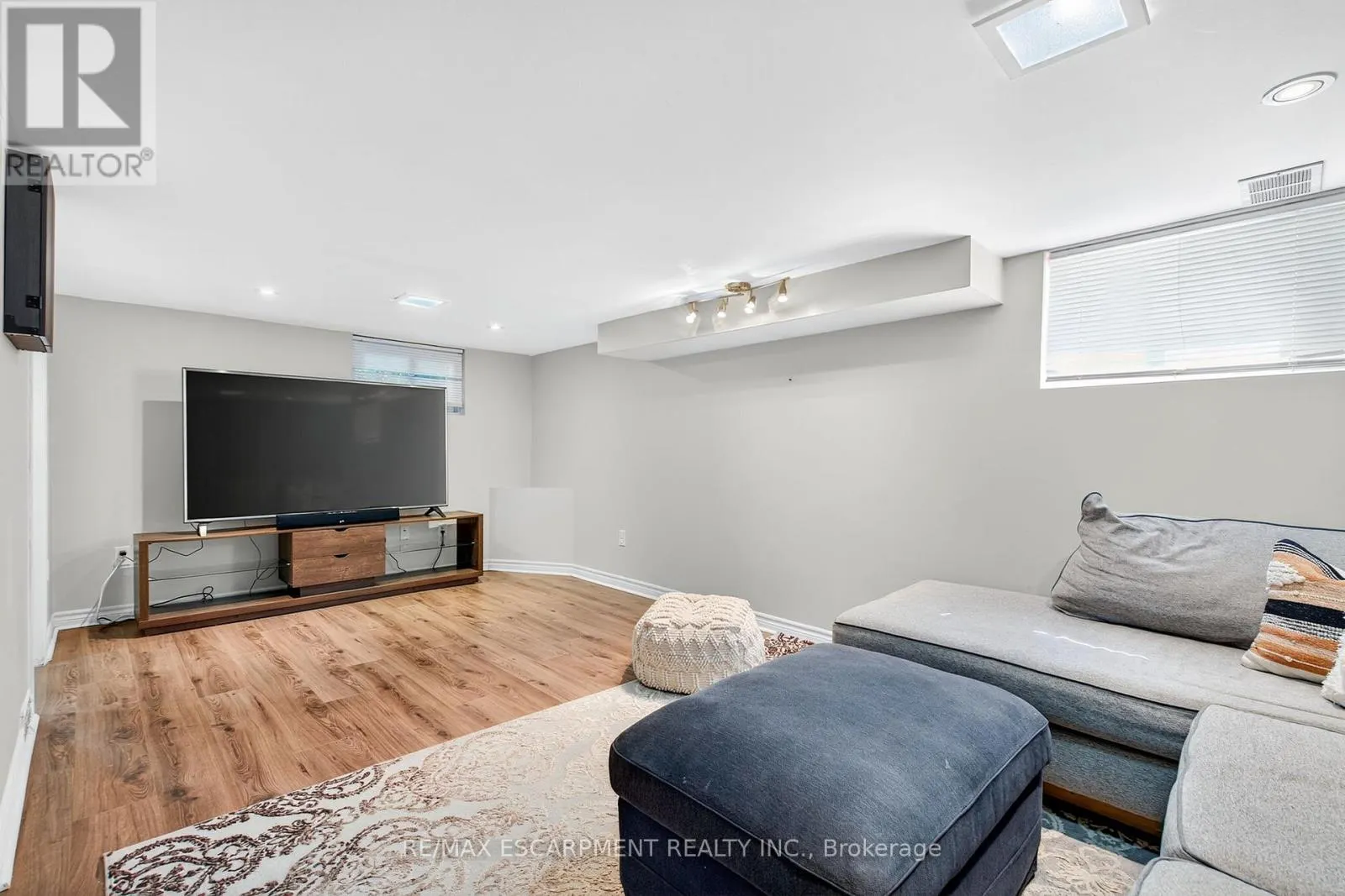 131 ROSEDALE AVENUE
