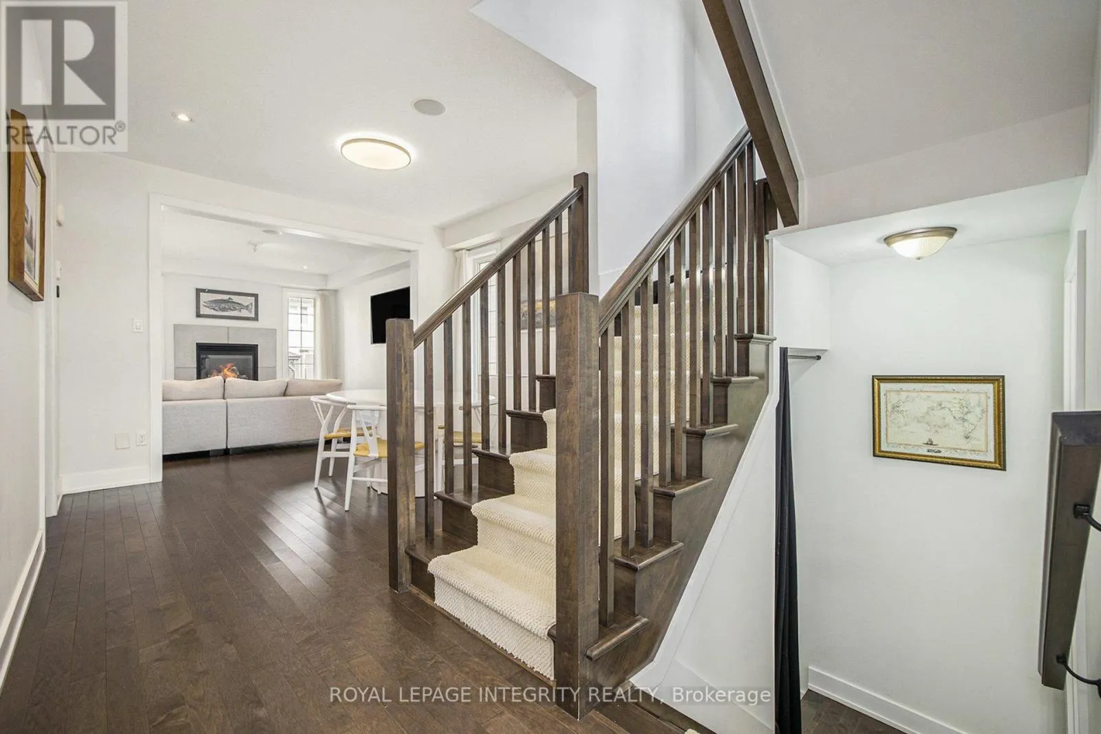 285 MEADOWBREEZE DRIVE