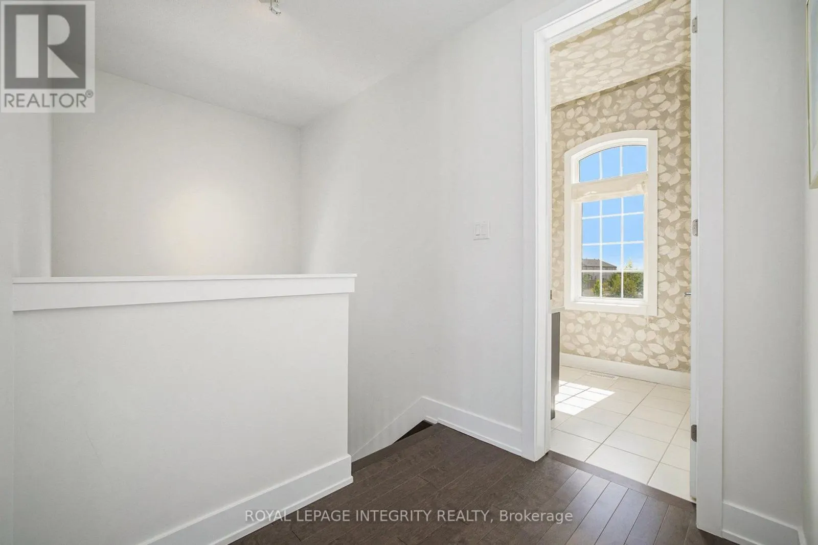 285 MEADOWBREEZE DRIVE