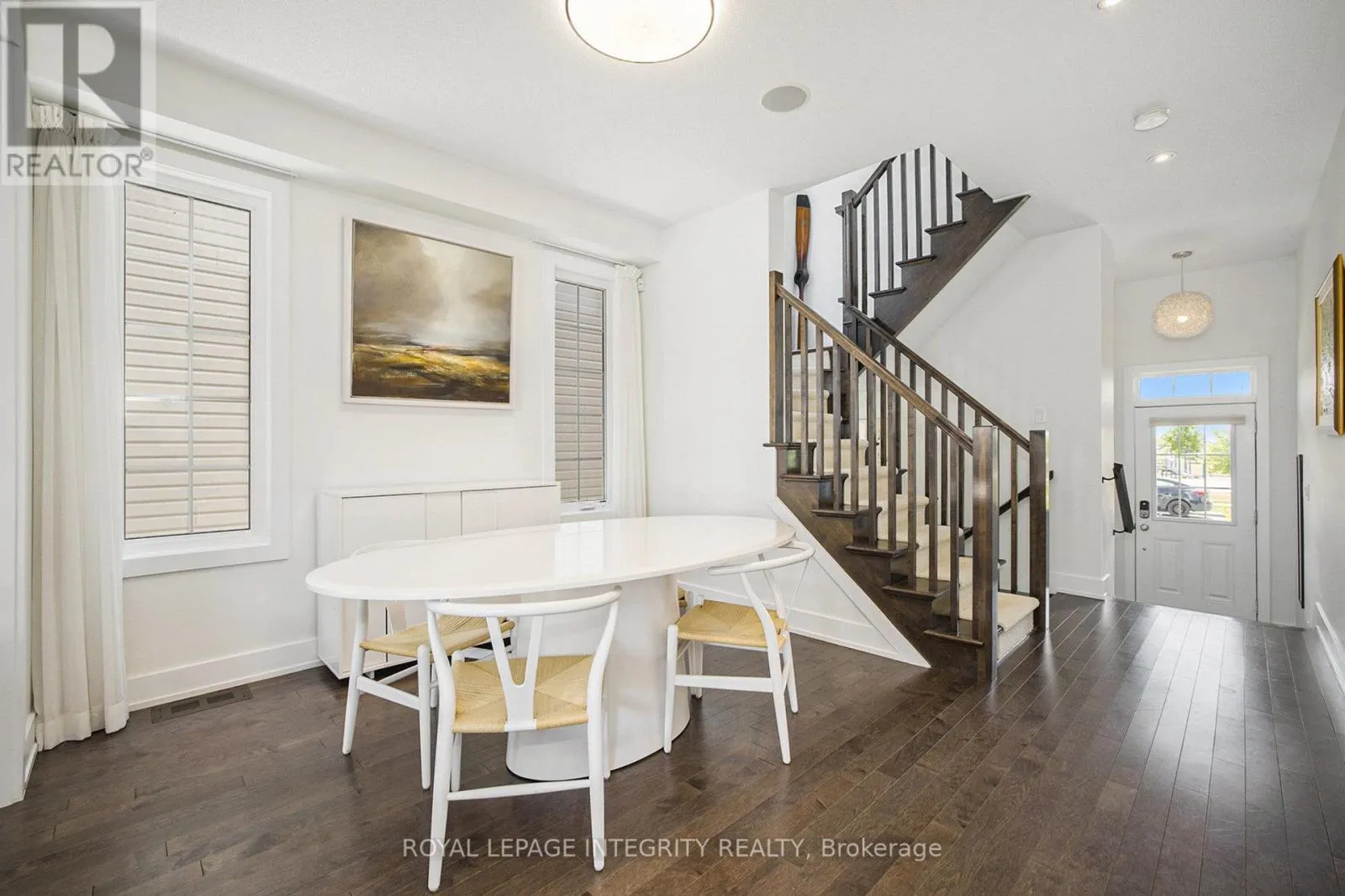 285 MEADOWBREEZE DRIVE