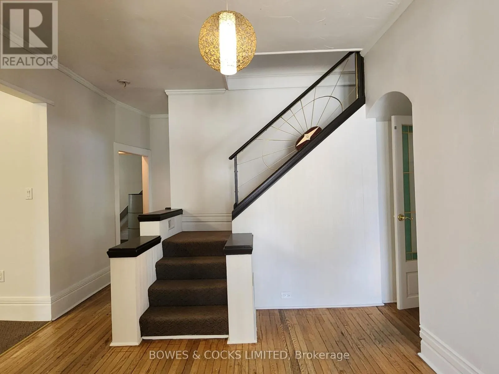 124 MAPLE AVENUE