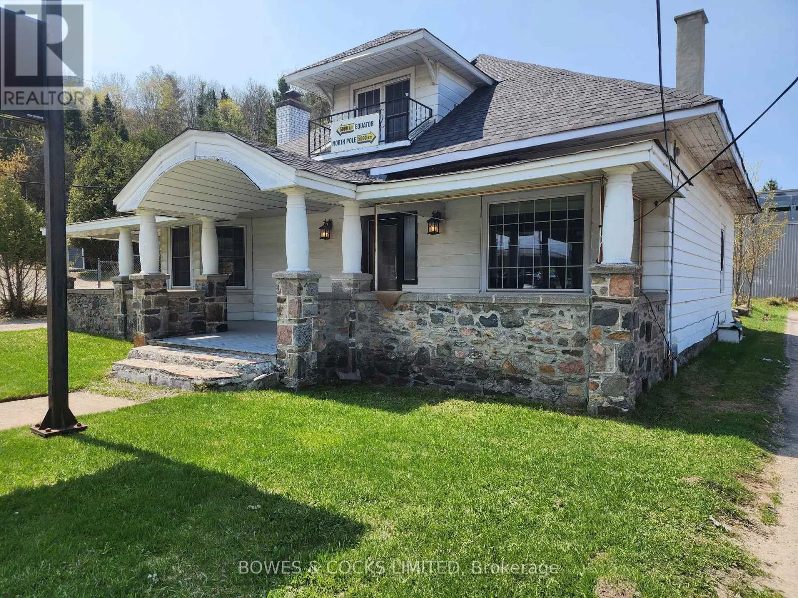 124 MAPLE AVENUE