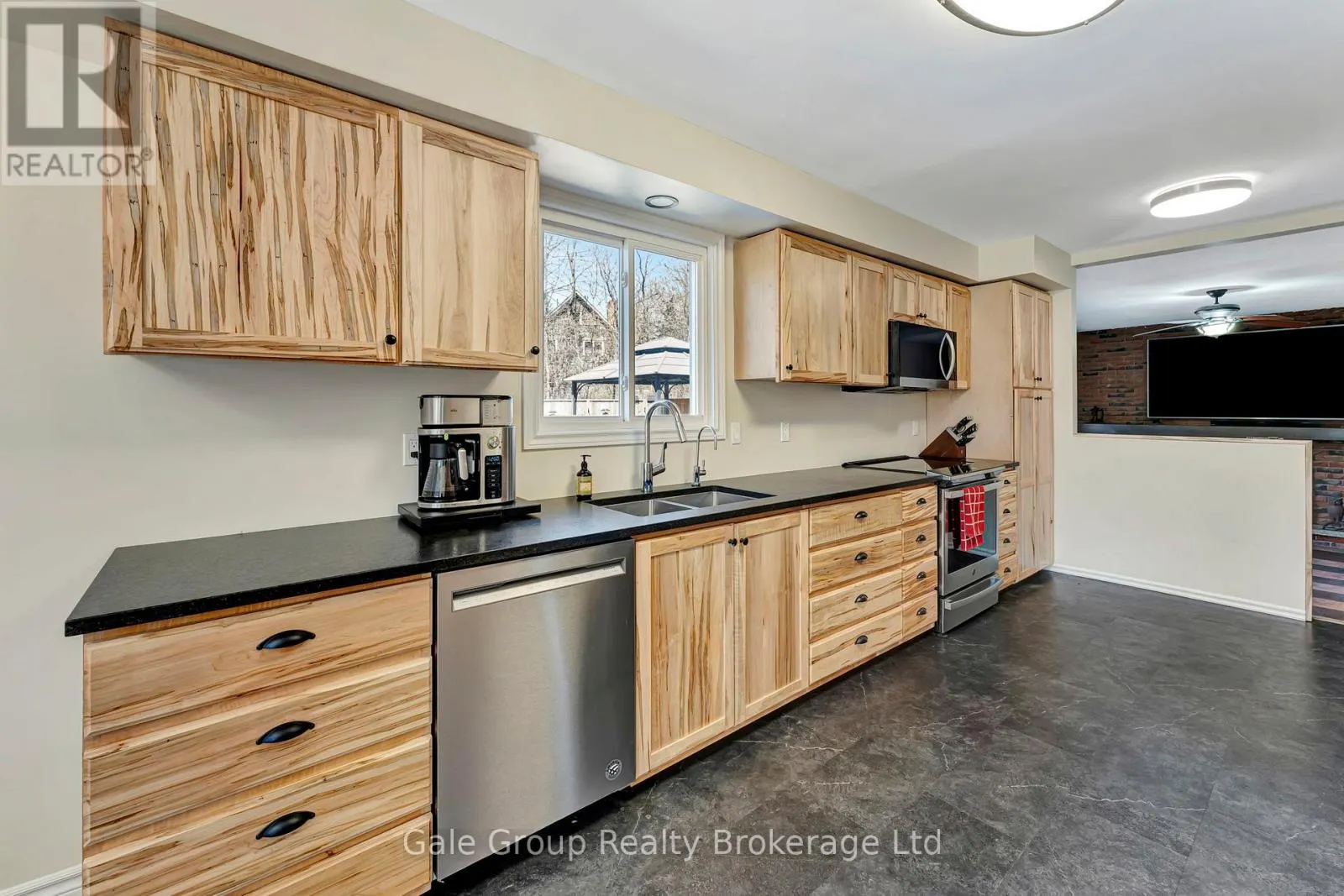391 TECUMSEH STREET