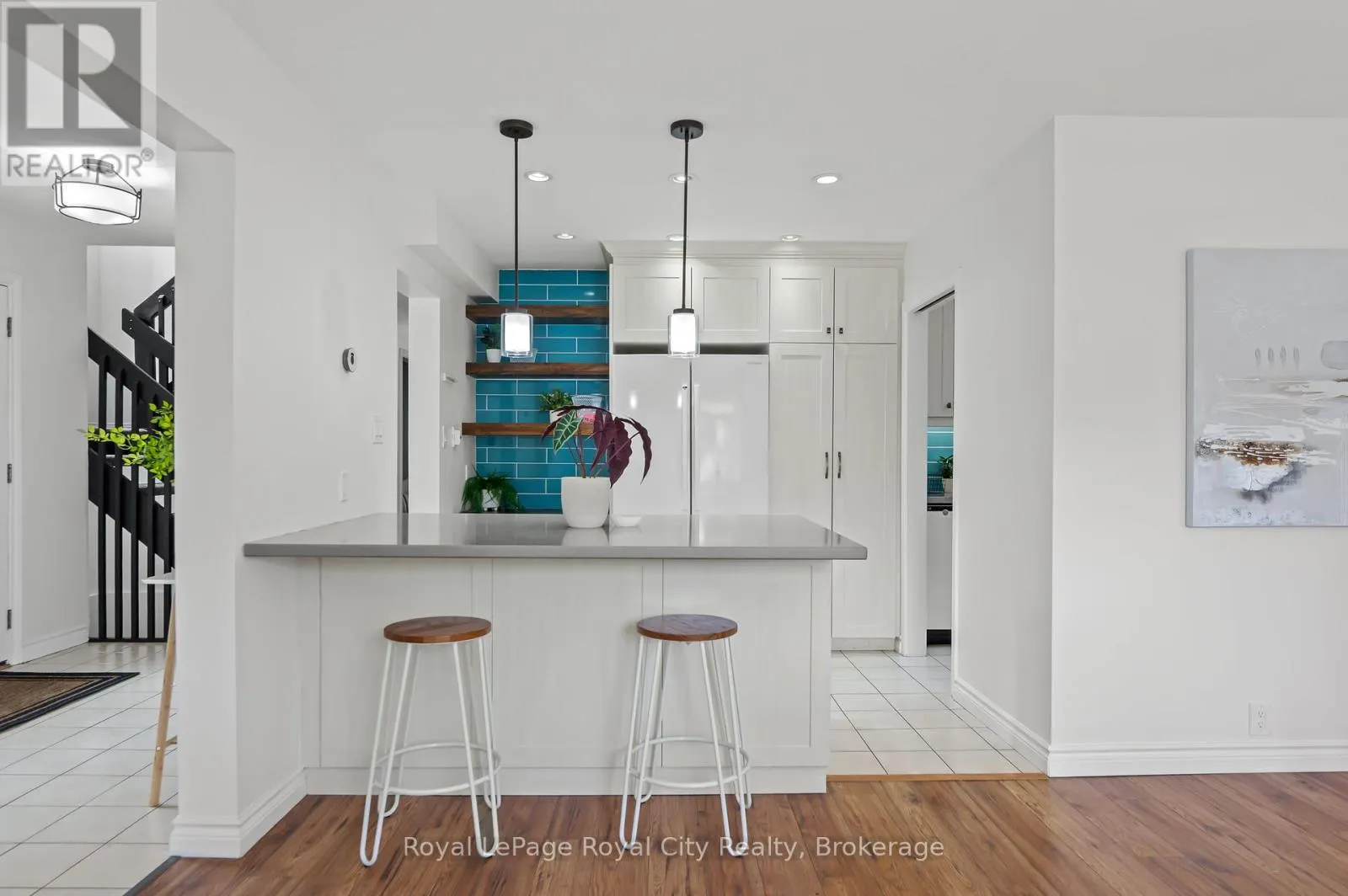 306 IMPERIAL ROAD S