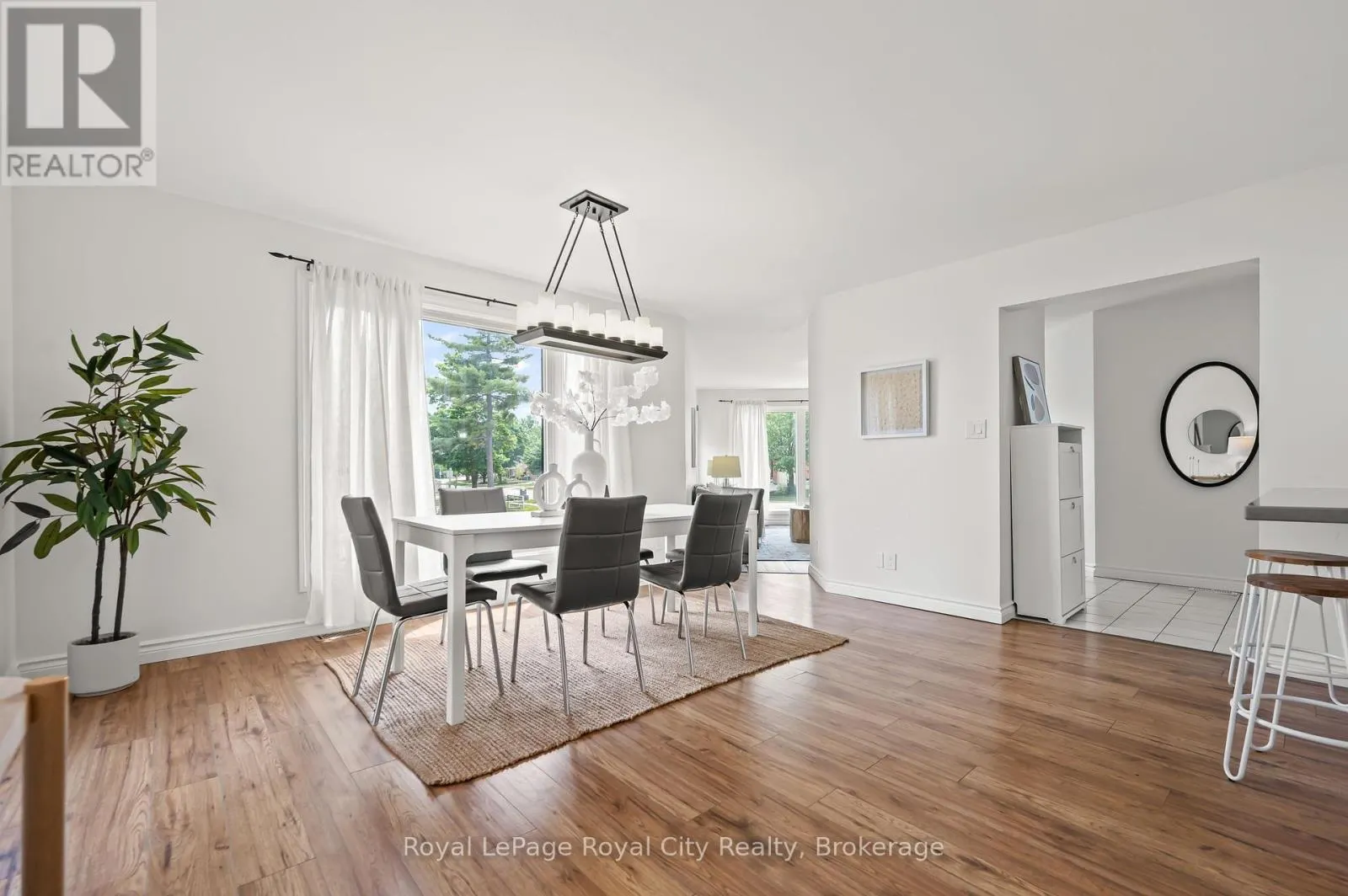 306 IMPERIAL ROAD S