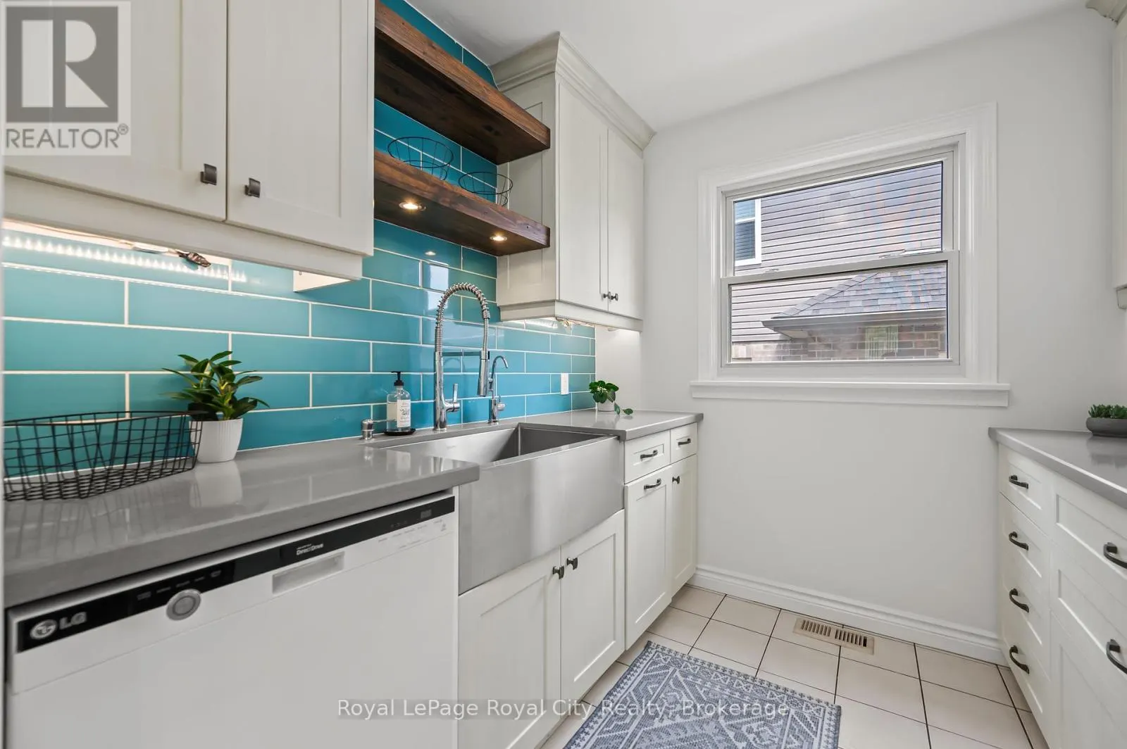 306 IMPERIAL ROAD S
