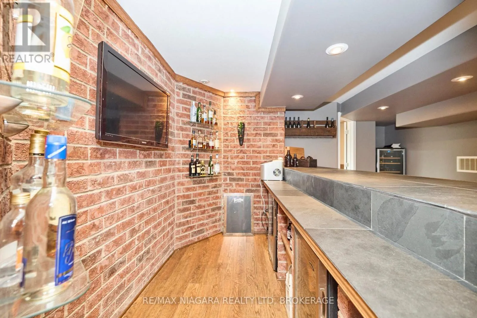 507 CARRIE AVENUE
