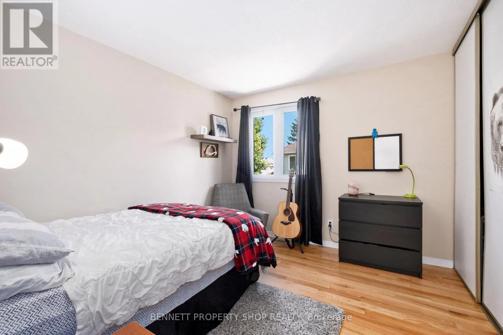 778 MONTCREST DRIVE