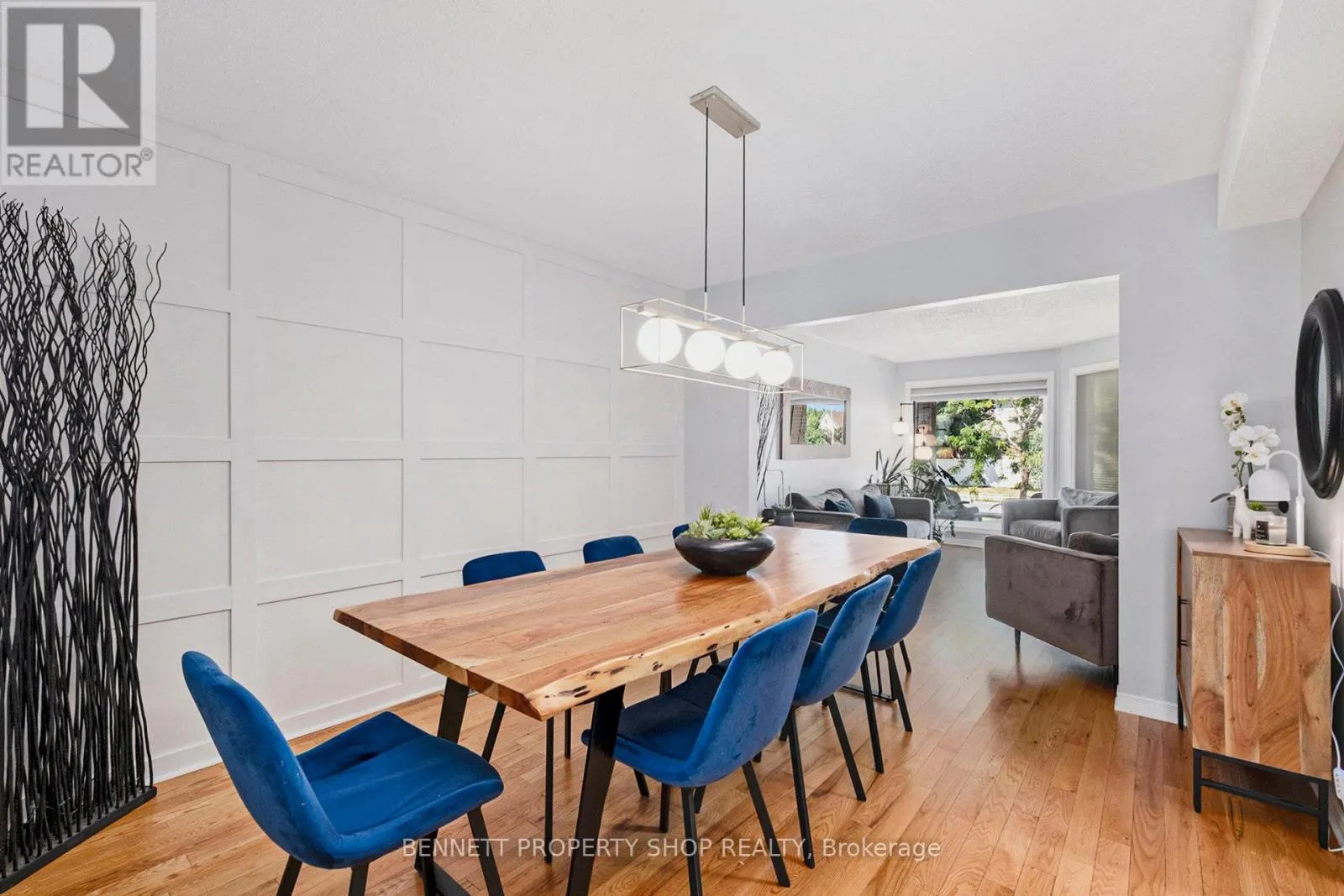 778 MONTCREST DRIVE