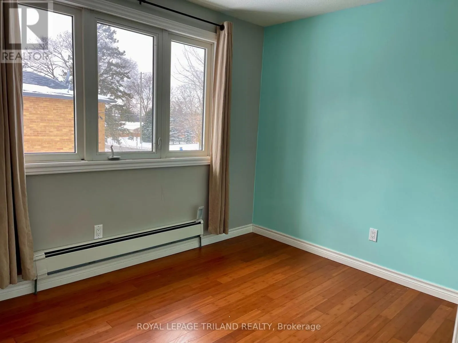 UPPER - 1771 WAVELL STREET, #UPPER
