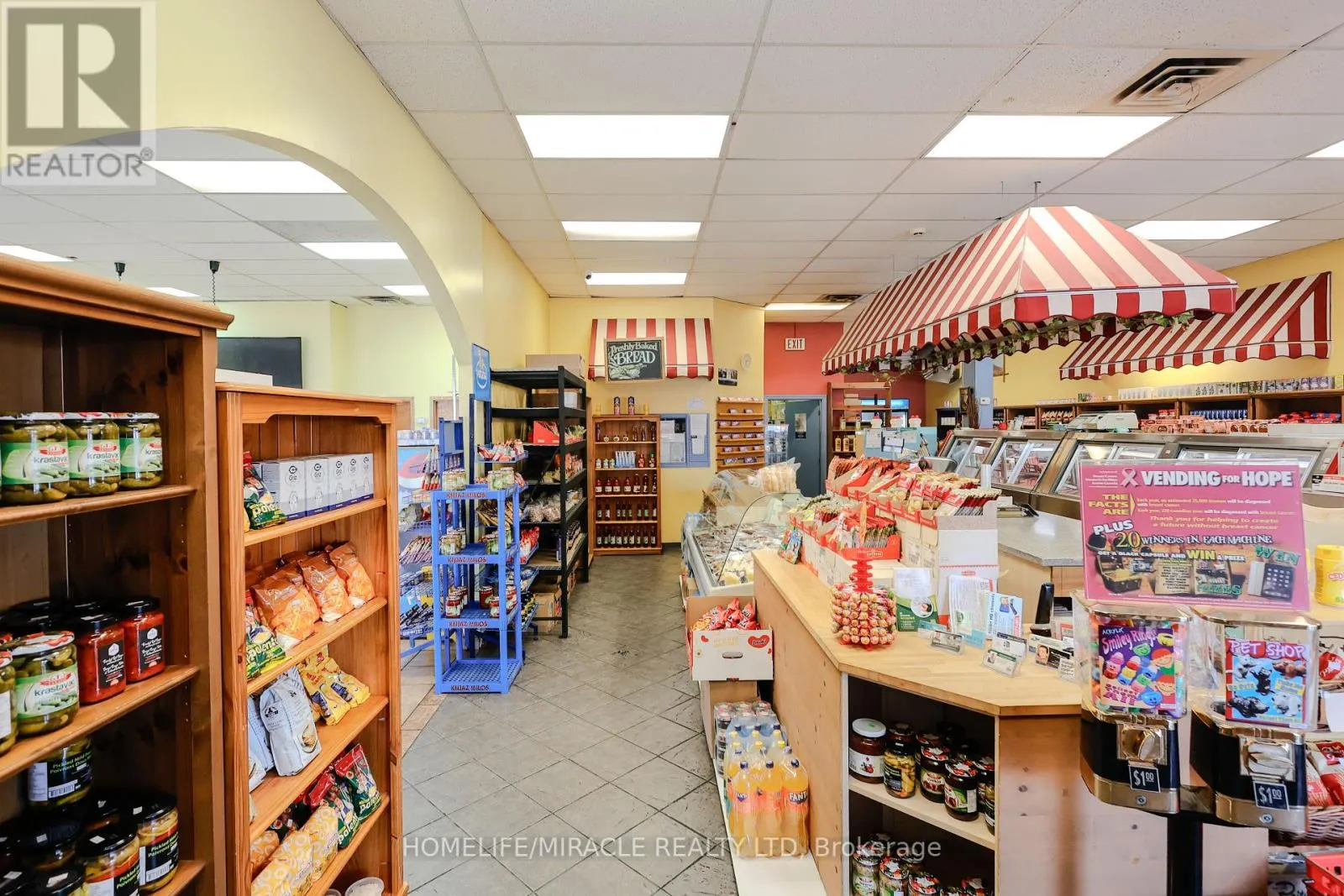 1 & 2 - 754 QUEENSTON ROAD