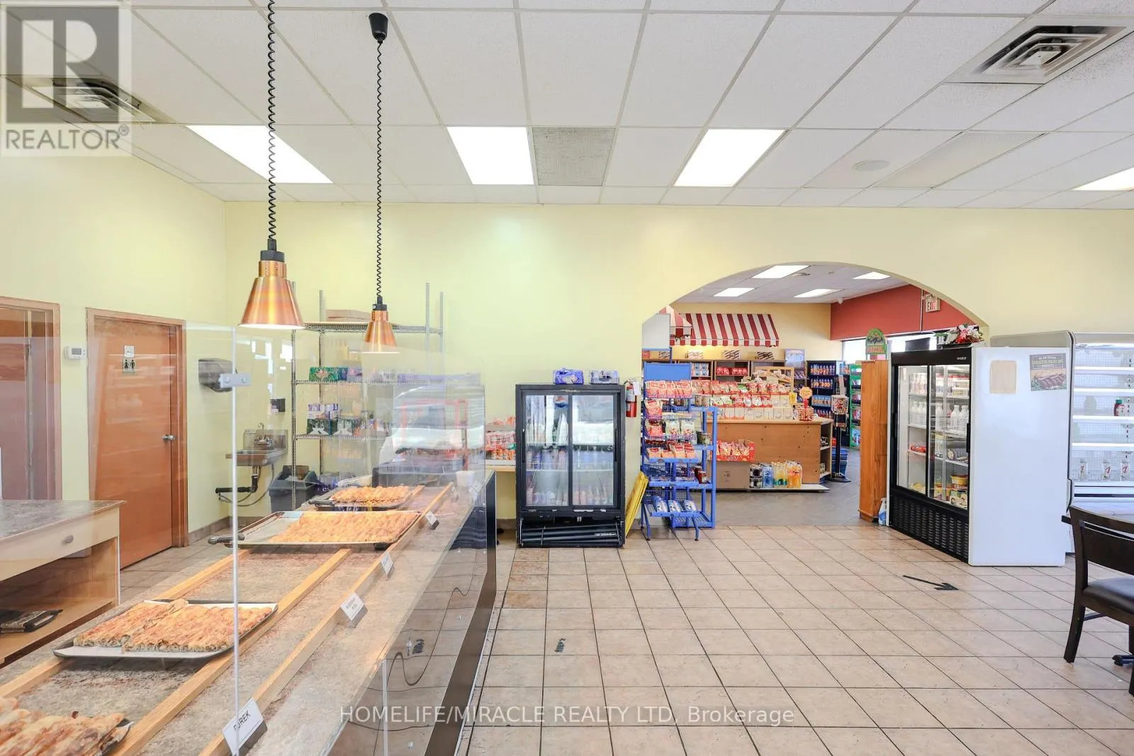 1 & 2 - 754 QUEENSTON ROAD