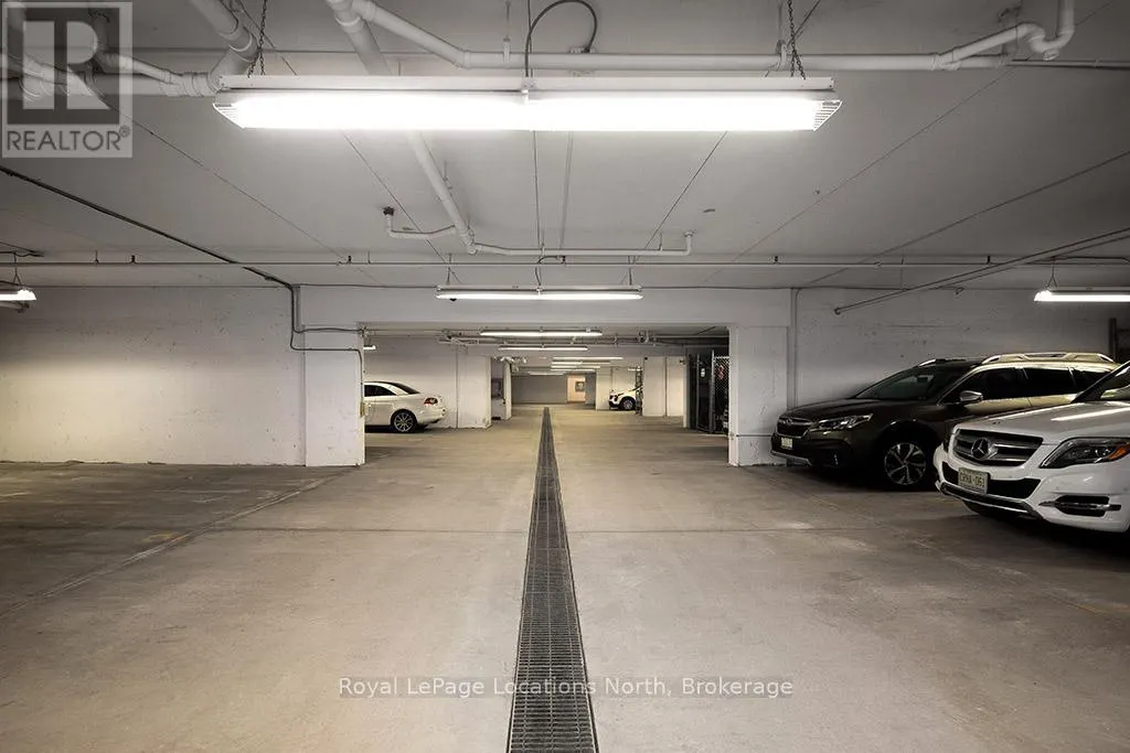 203 - 25 BEAVER STREET S, #203