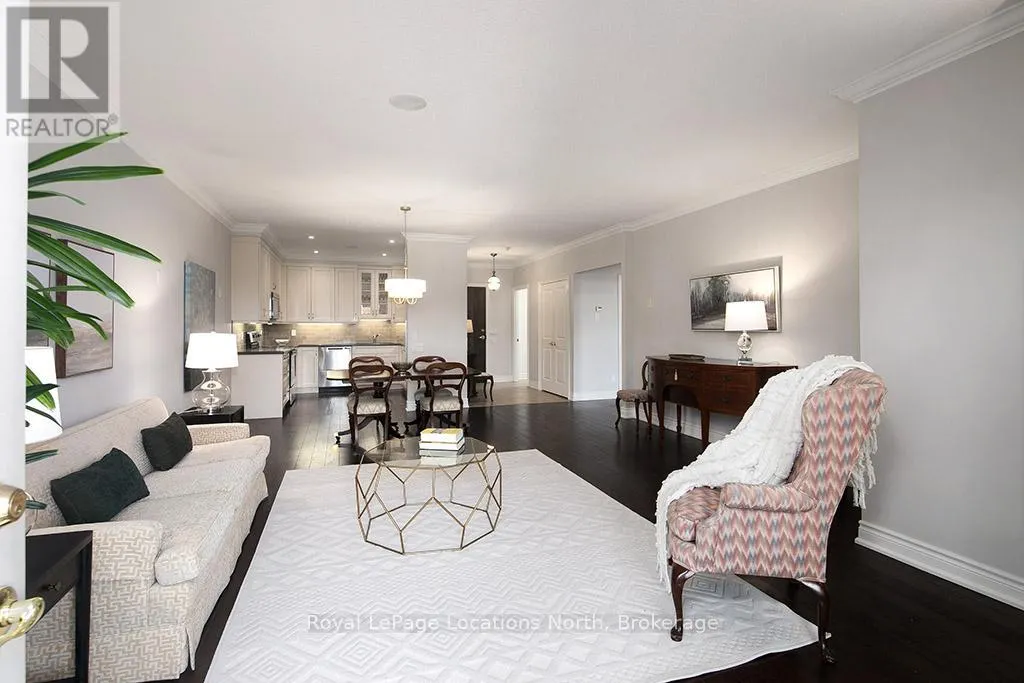 203 - 25 BEAVER STREET S, #203
