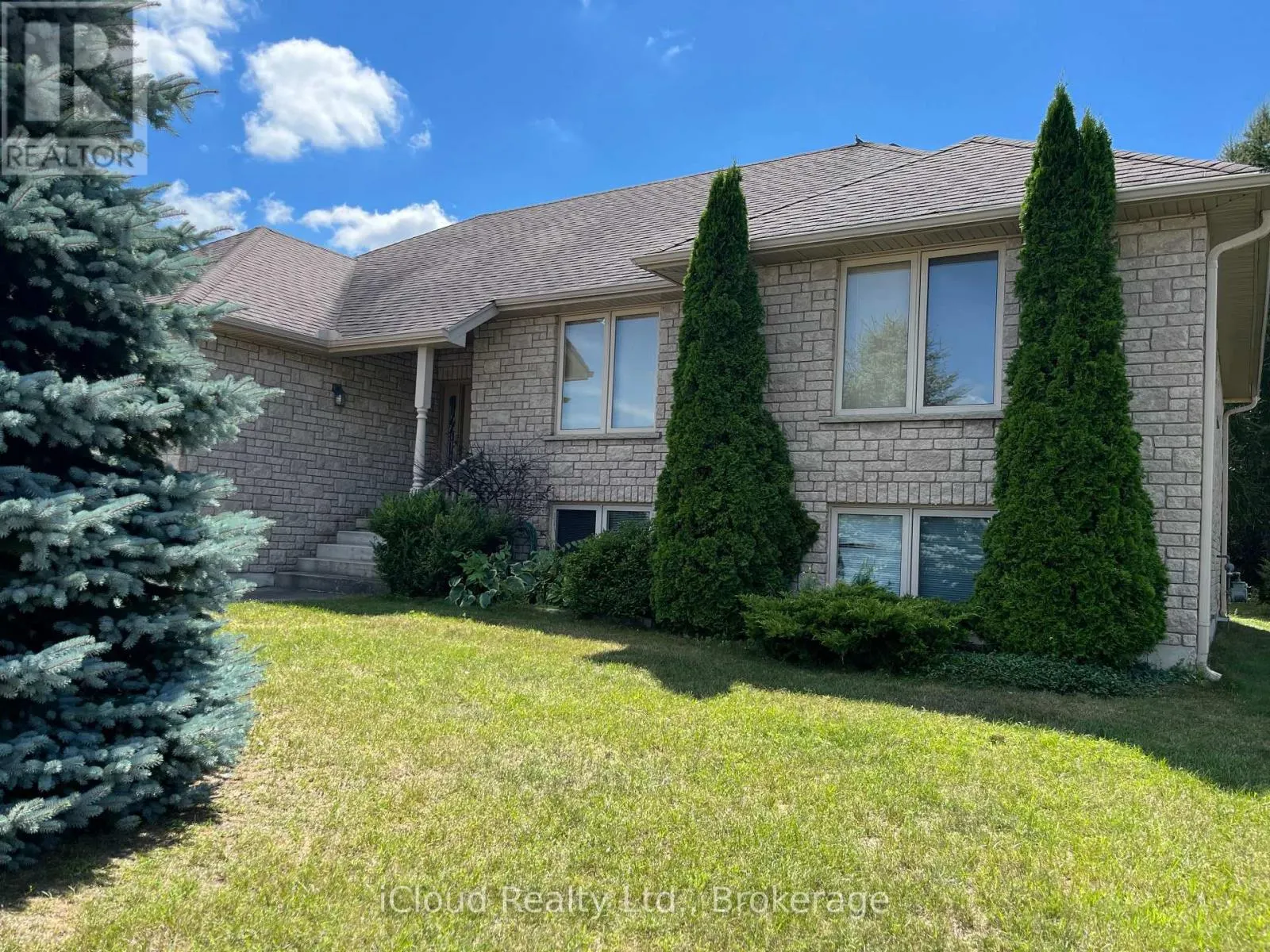 782 BRENTWOOD DRIVE