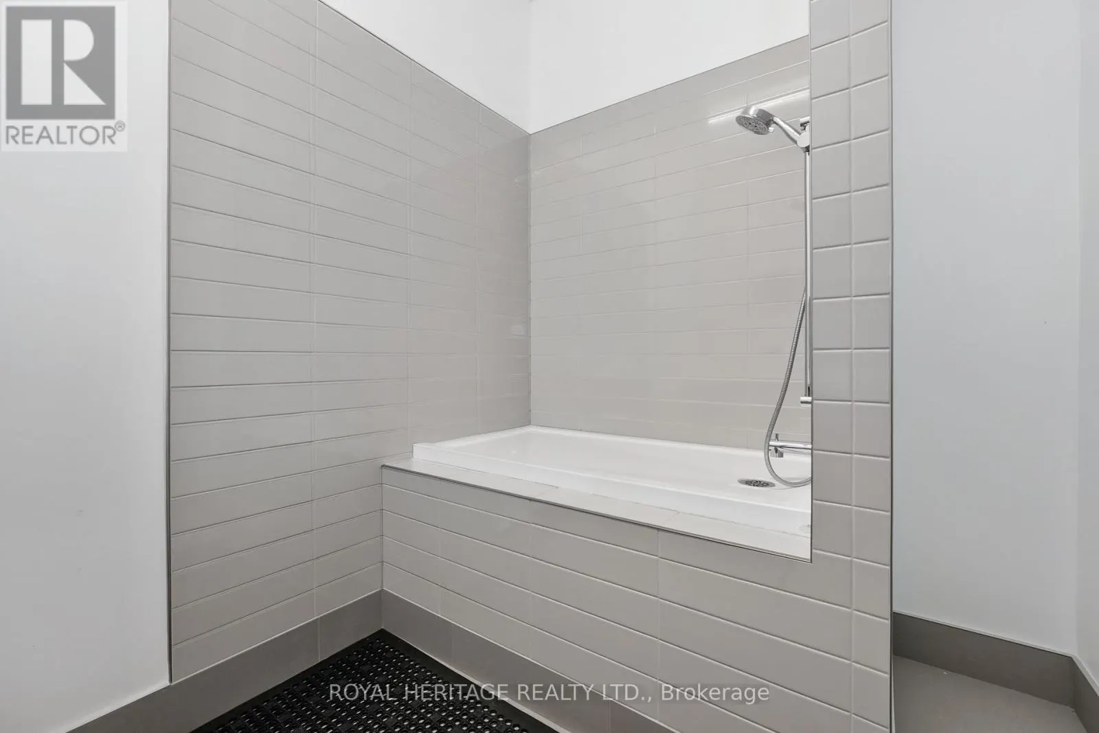 407 - 195 HUNTER STREET, #407
