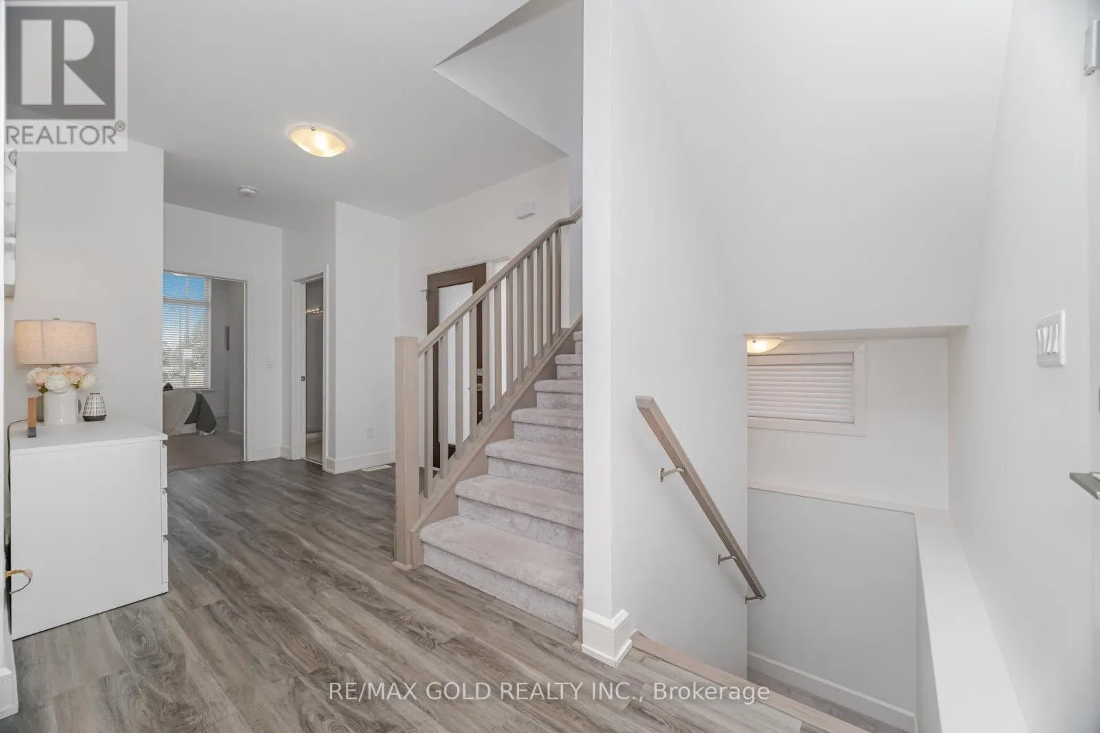 1 - 110 FERGUS AVENUE