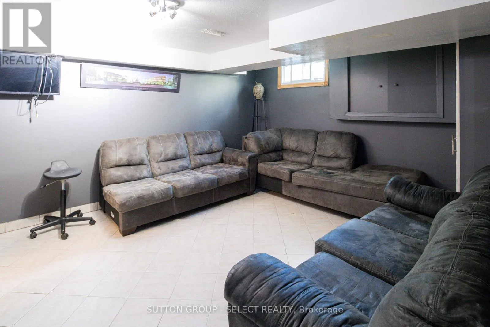 1192 JALNA BOULEVARD
