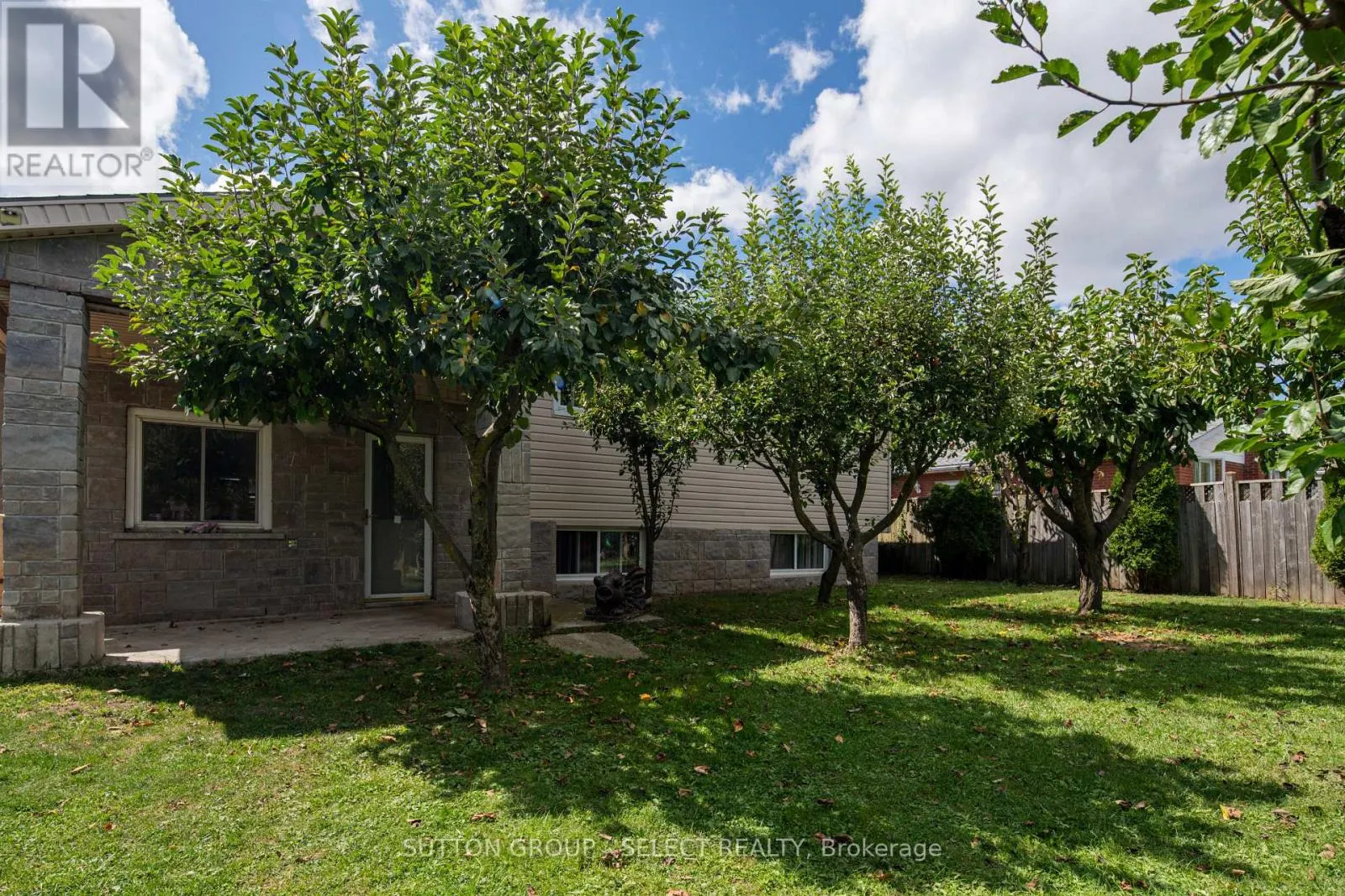 1192 JALNA BOULEVARD