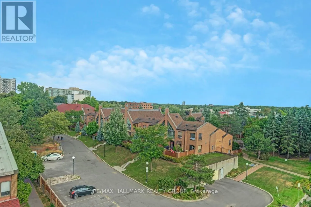 632 - 515 ST LAURENT BOULEVARD